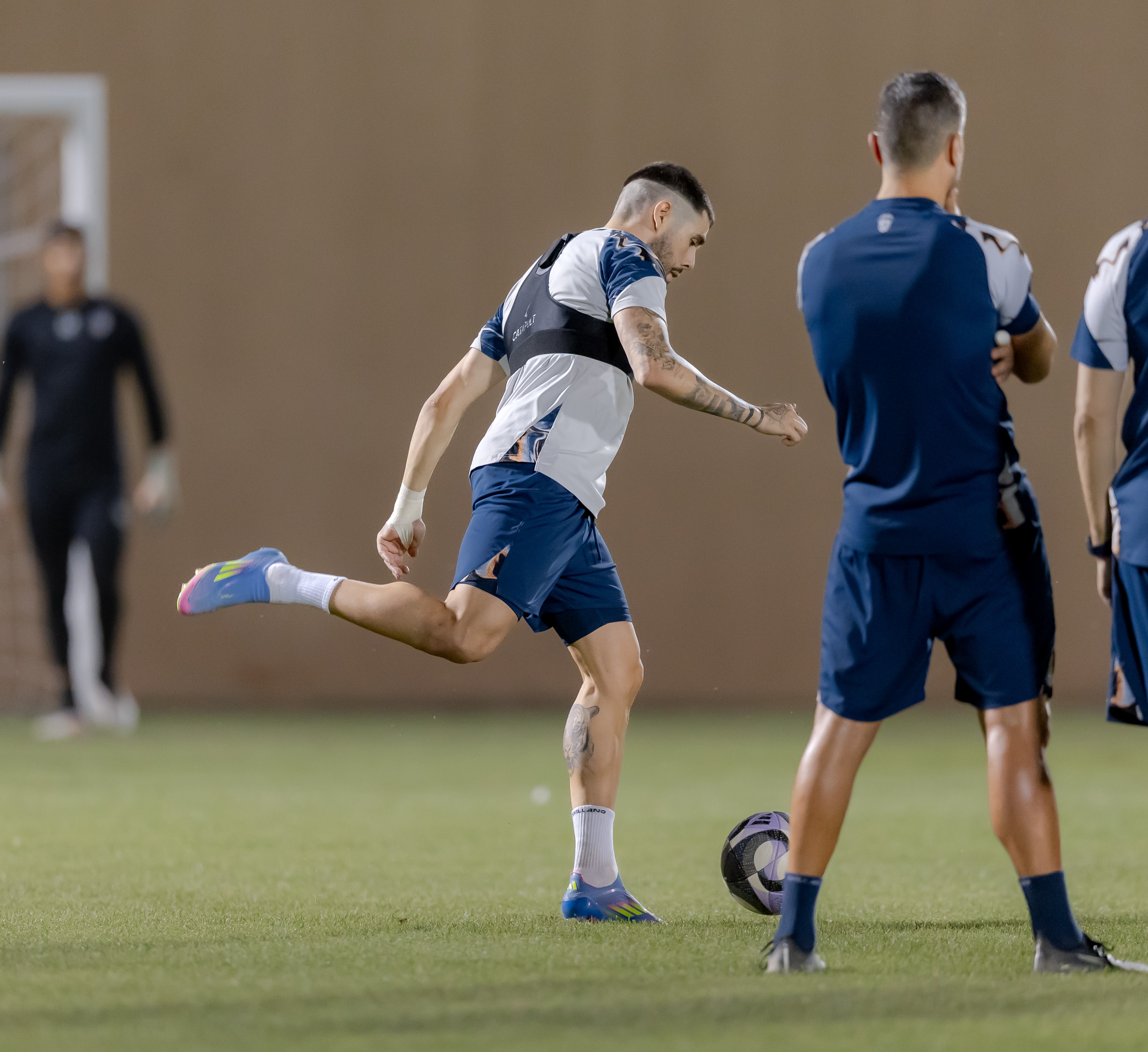 الفيحاء يختتم استعداداته لمواجهة الفتح غداً الأحد في المجمعة