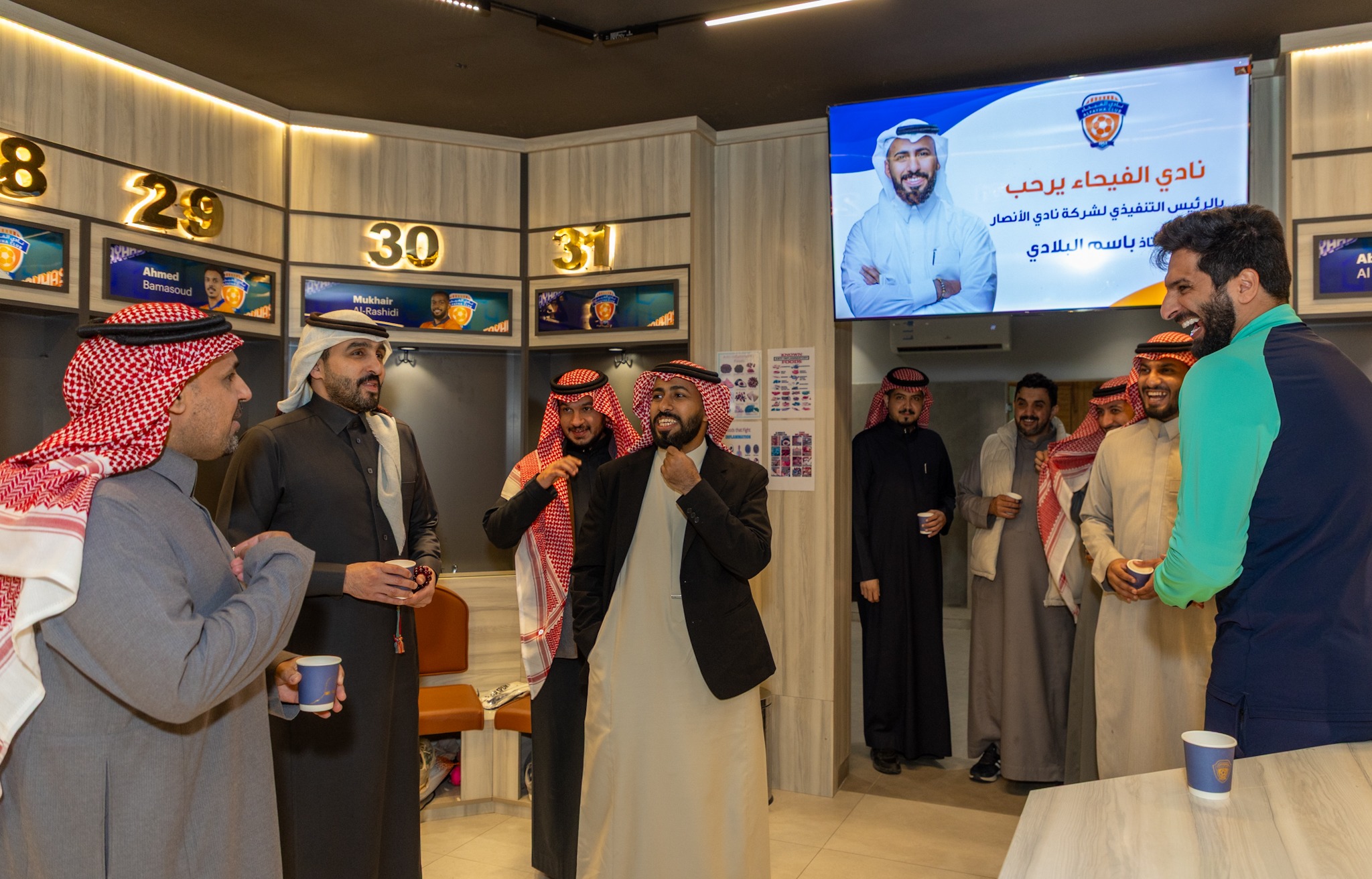 الرئيس التنفيذي لشركة نادي الأنصار الأستاذ باسم البلادي يزور الفيحاء