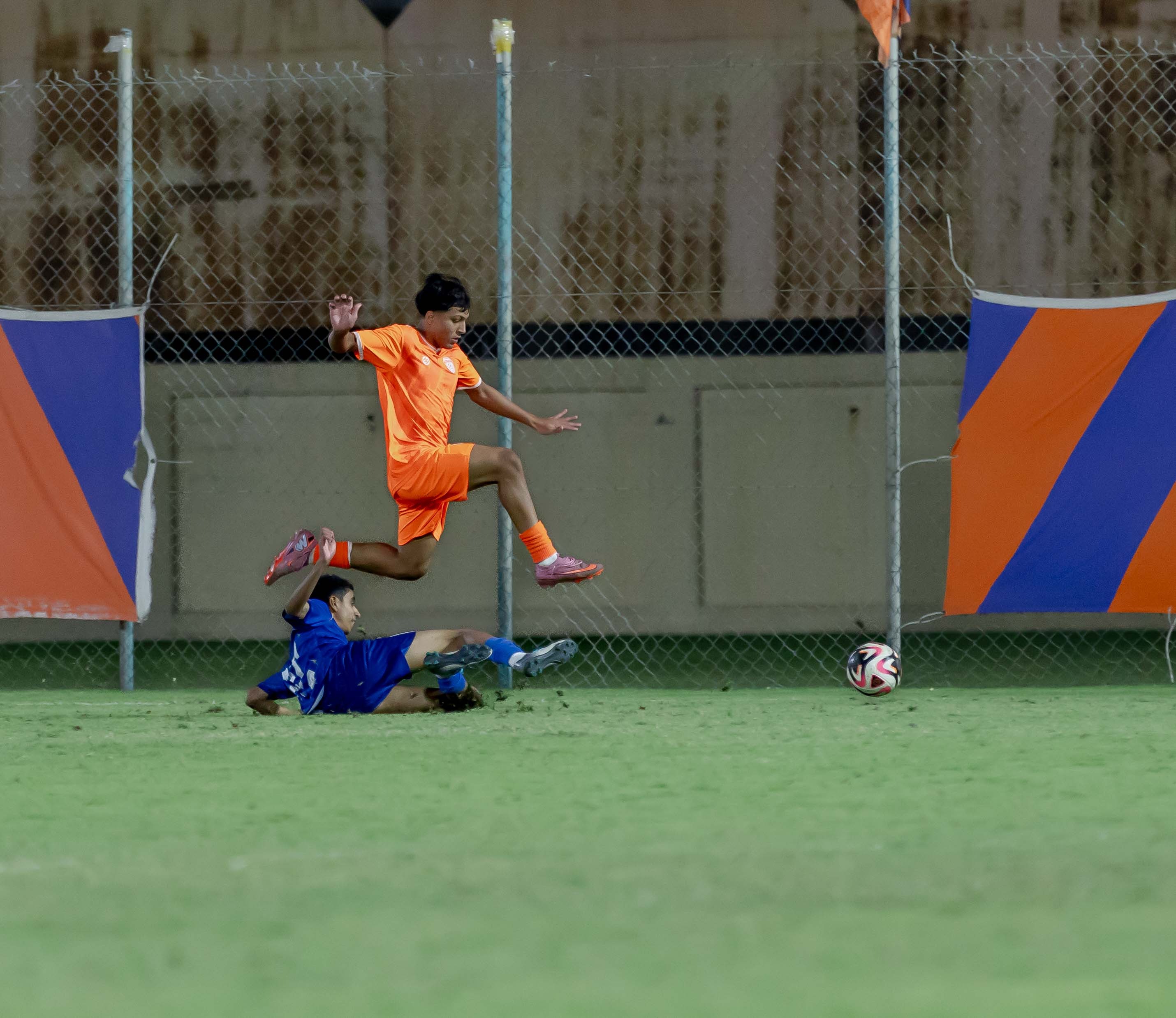 الفيحاء تحت 16 سنة يتعادل سلبياً امام نظيره نادي الفتح