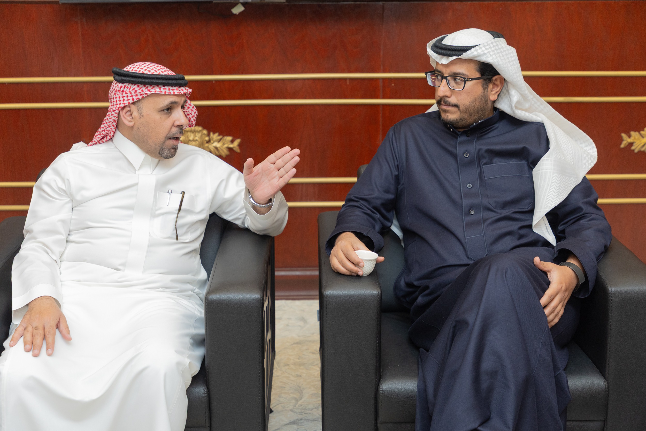 رئيس رابطة دوري المحترفين المهندس عبدالعزيز العفالق يزور الفيحاء