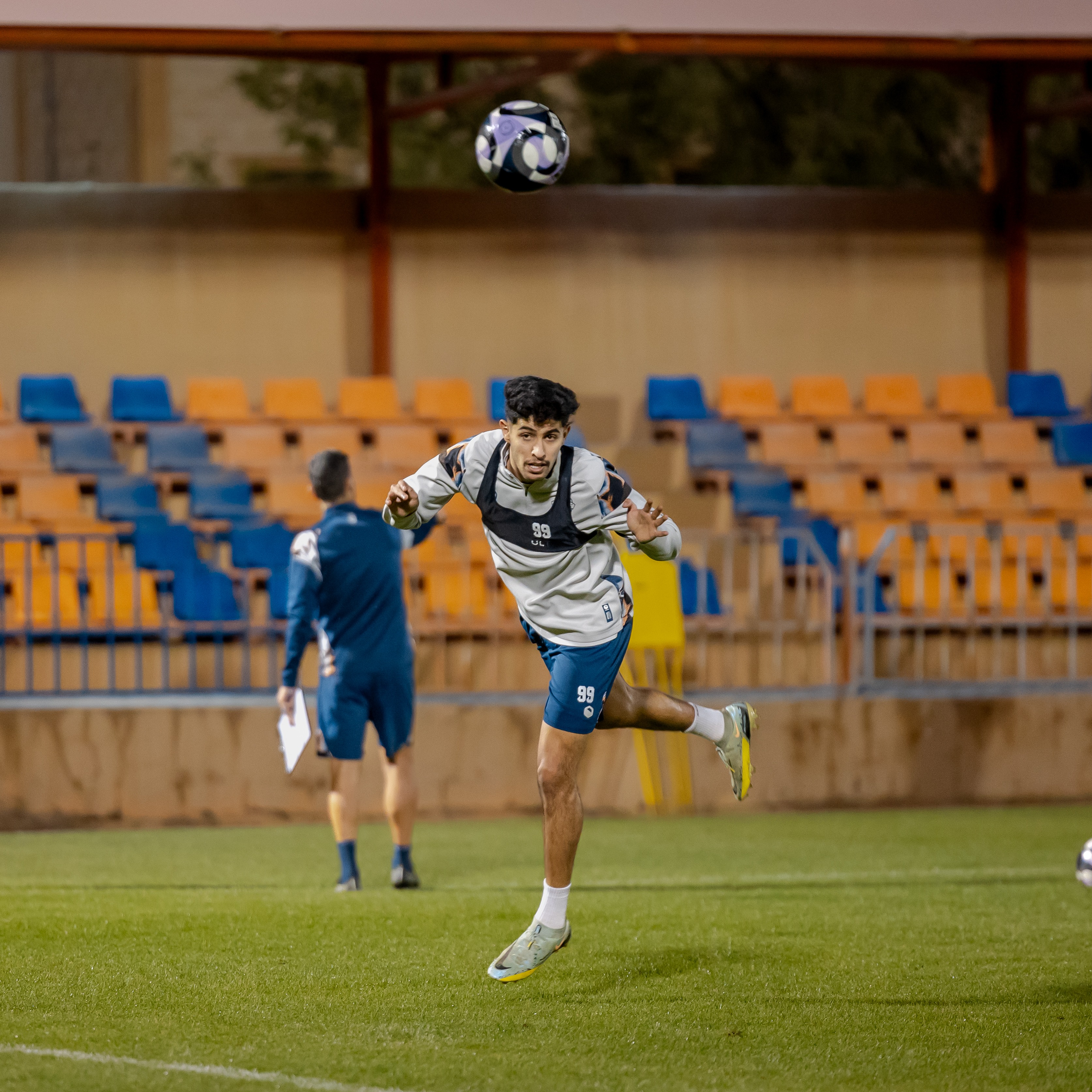 الفيحاء يجري مرانه الرئيس استعداداً لمواجهة الرياض الودية
