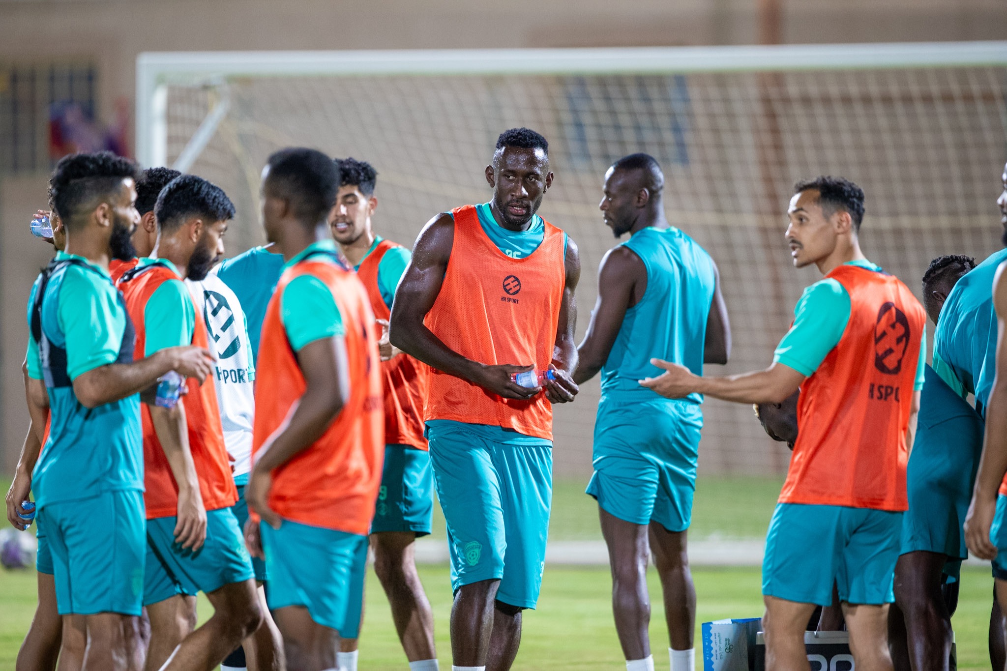 الفيحاء يواصل تحضيراته لمواجهة الفتح في افتتاح دوري روشن السعودي