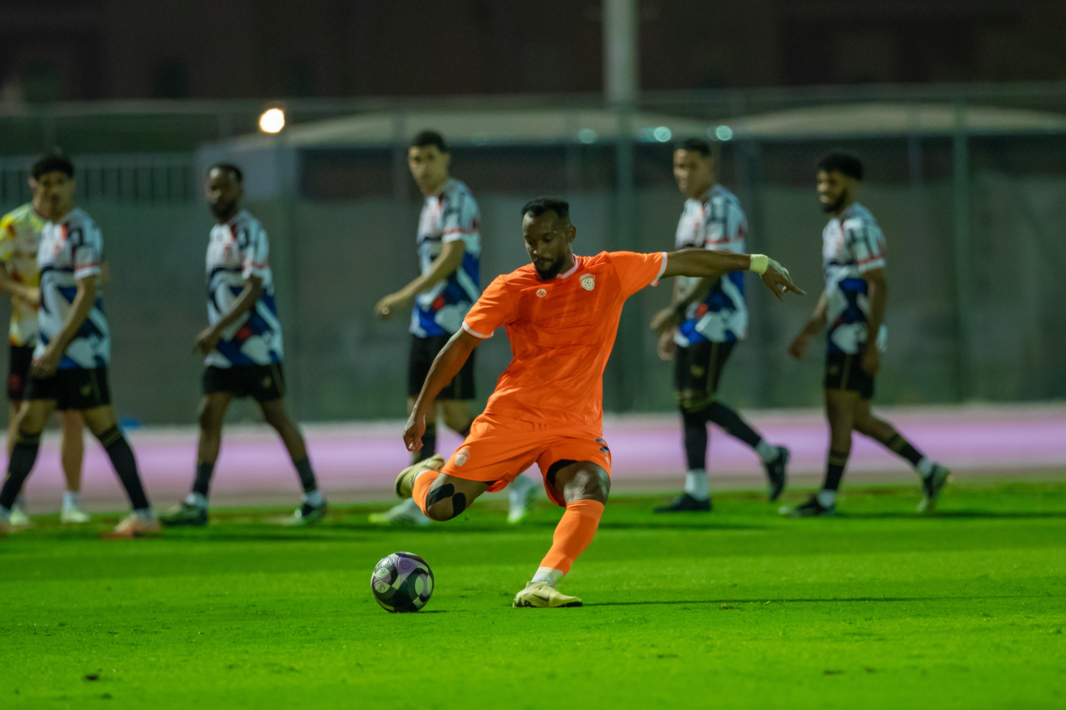 الفيحاء يكسب ودية الرياض بهدفين دون مقابل