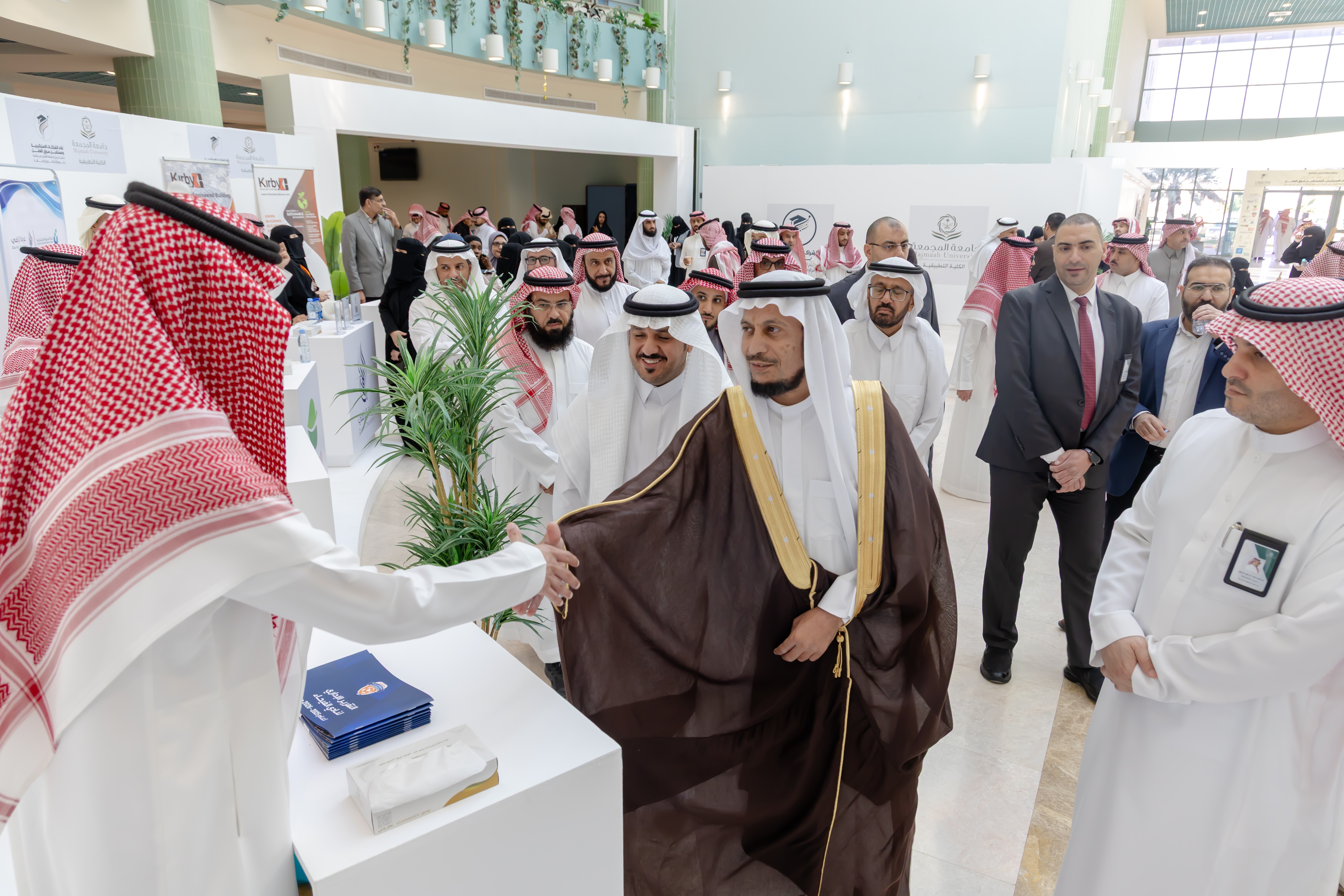 نادي الفيحاء يشارك في لقاء الشراكات الاستراتيجية ومستقبل سوق العمل بجامعة المجمعة