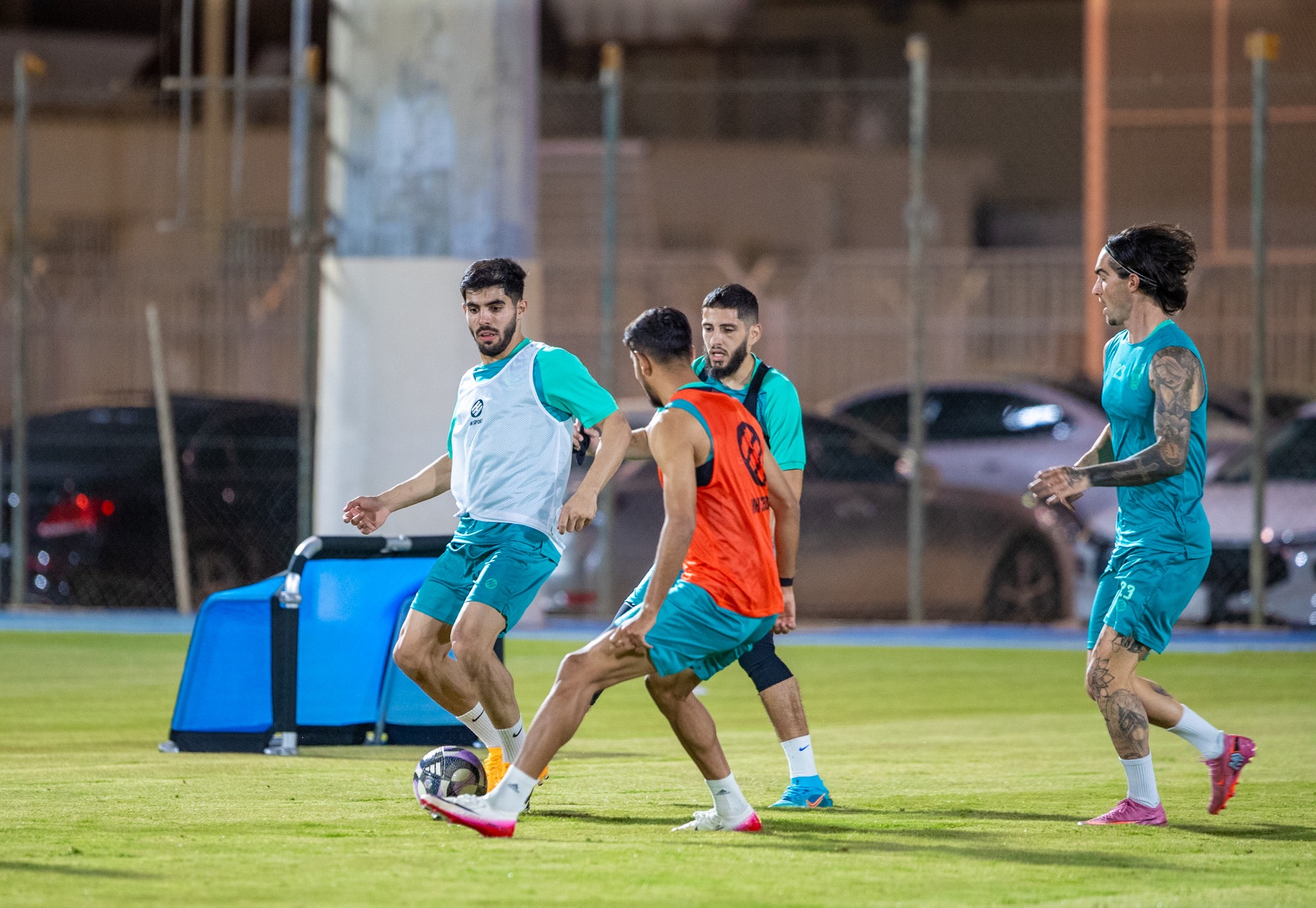 الفيحاء يواصل تحضيراته لمواجهة الفتح في افتتاح دوري روشن السعودي