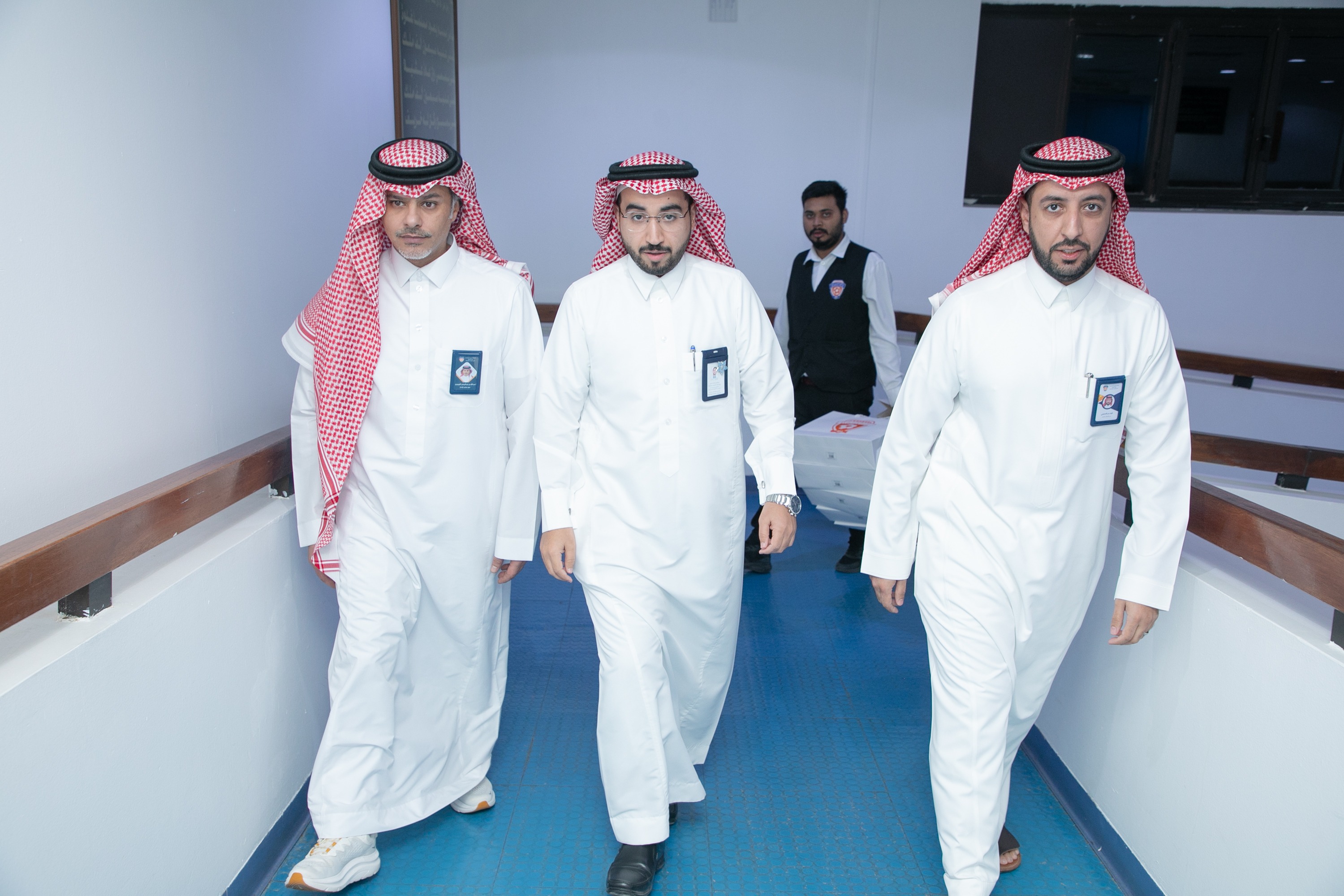 الفيحاء يعايد المرضى والكادر الطبي بمستشفى الملك خالد بالمجمعة