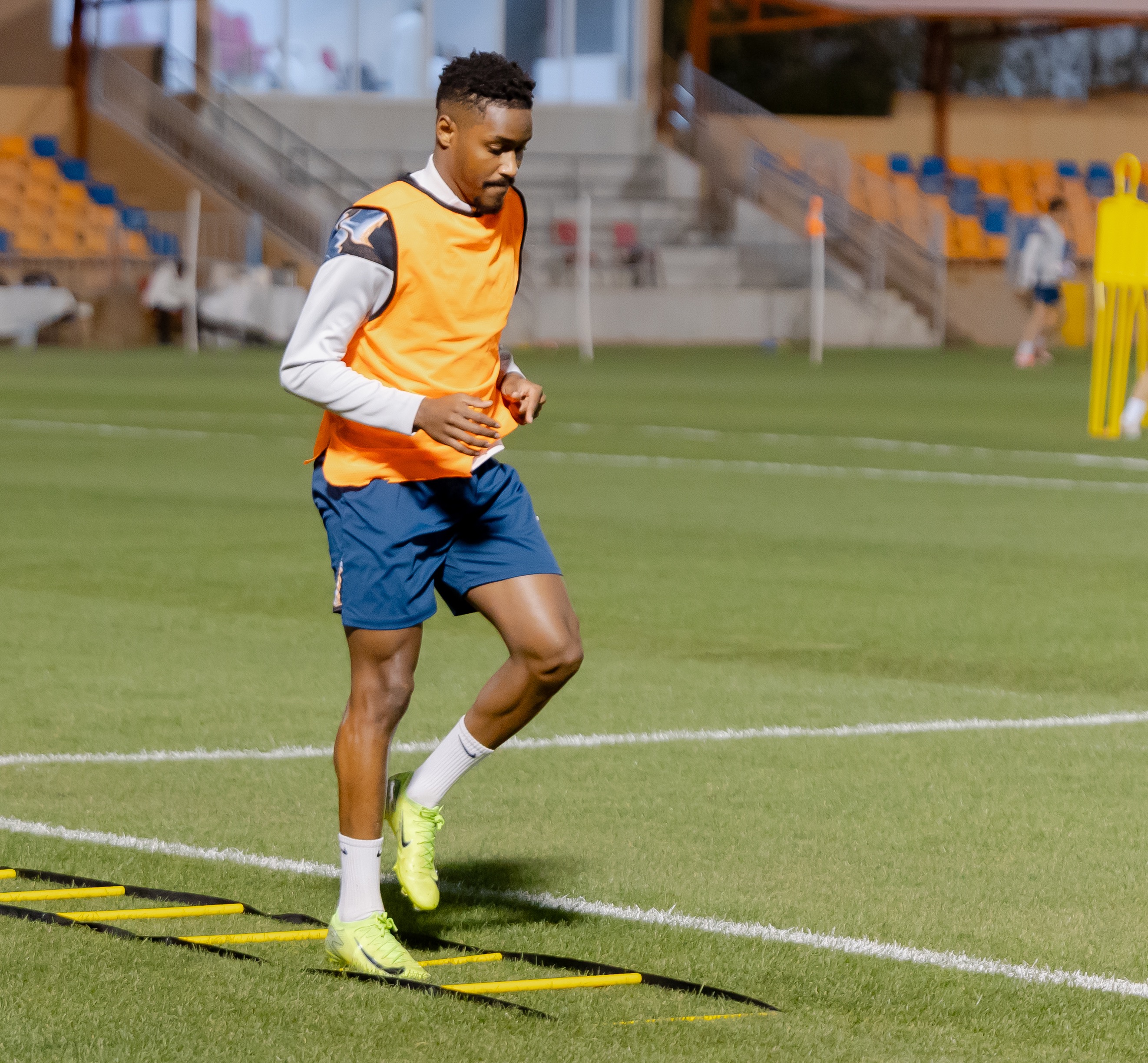 الفيحاء يستأنف تدريباته على ملعب معالي الشيخ عبدالعزيز التويجري