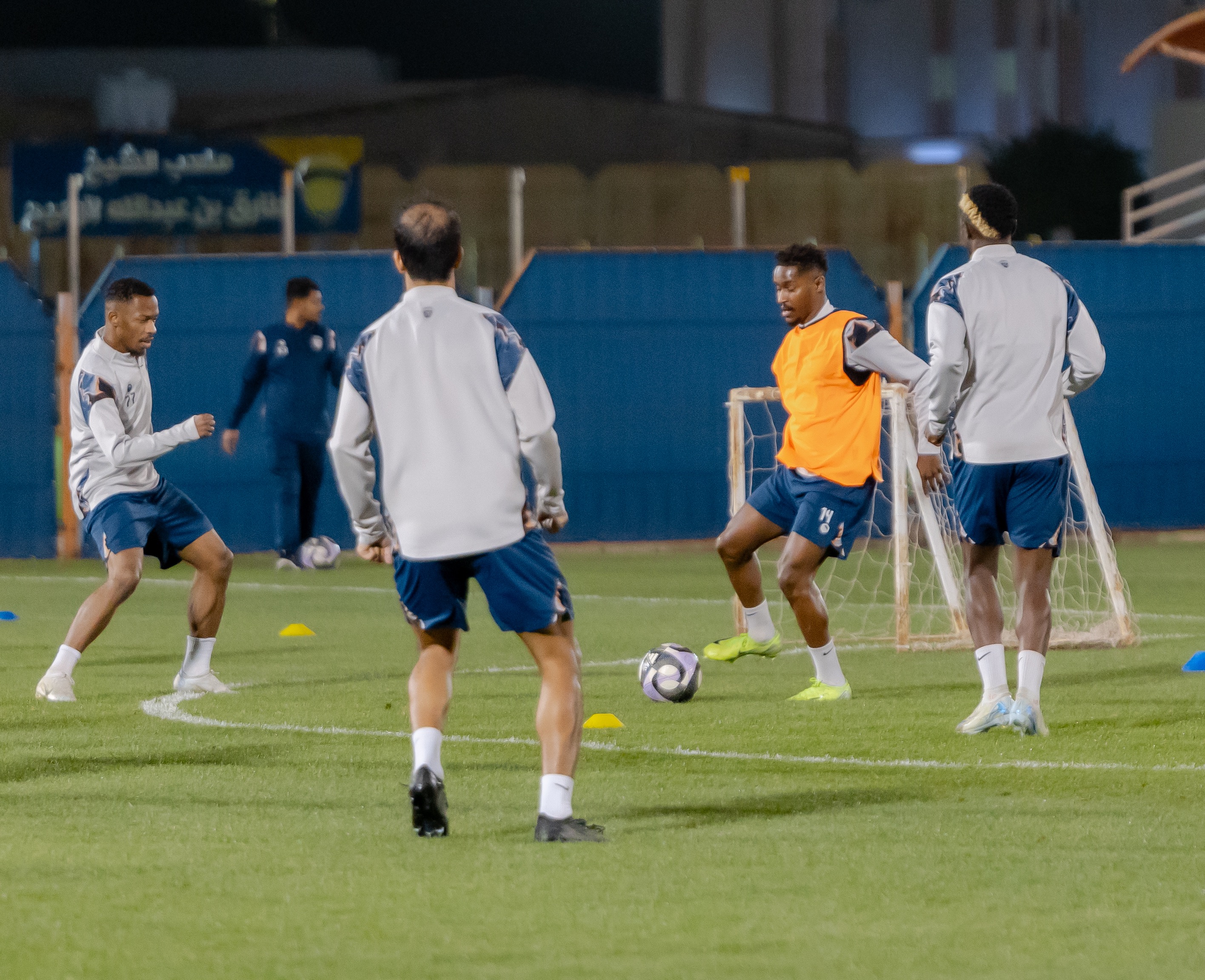 الفيحاء يستأنف تدريباته على ملعب معالي الشيخ عبدالعزيز التويجري