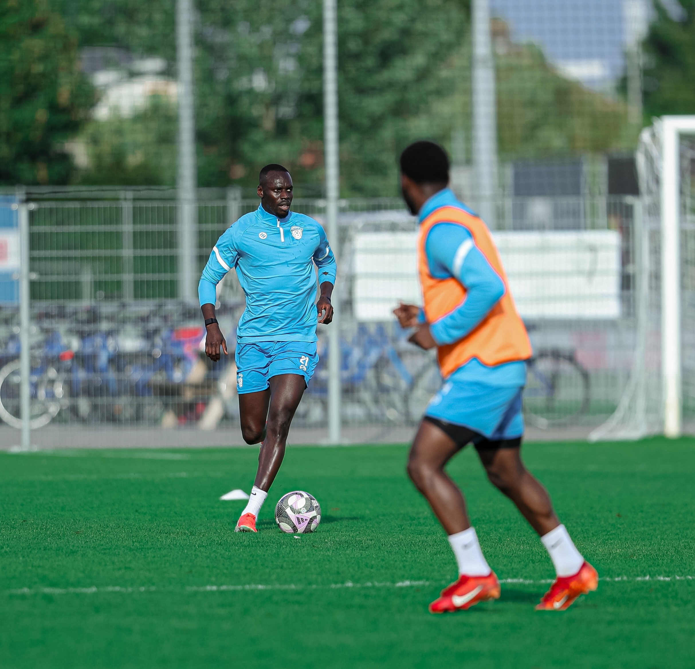 في خامس أيام معسكر الفهود في هولندا، الفريق يجري تمرينه الرئيس استعدادًا لمواجهة أم صلال القطري