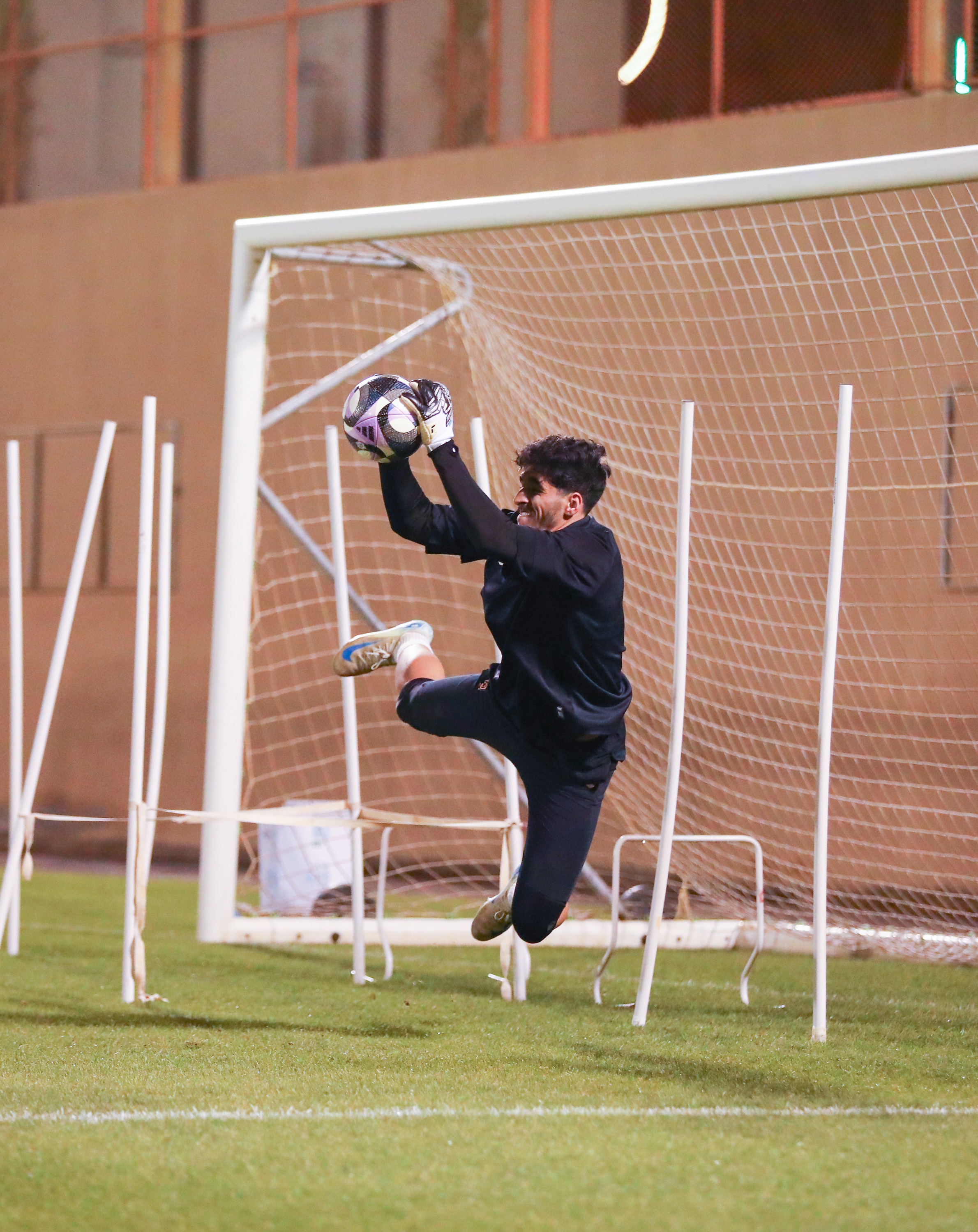 الفيحاء يواصل استعداداته لمواجهة الفتح ضمن الجولة 26 من دوري روشن السعودي
