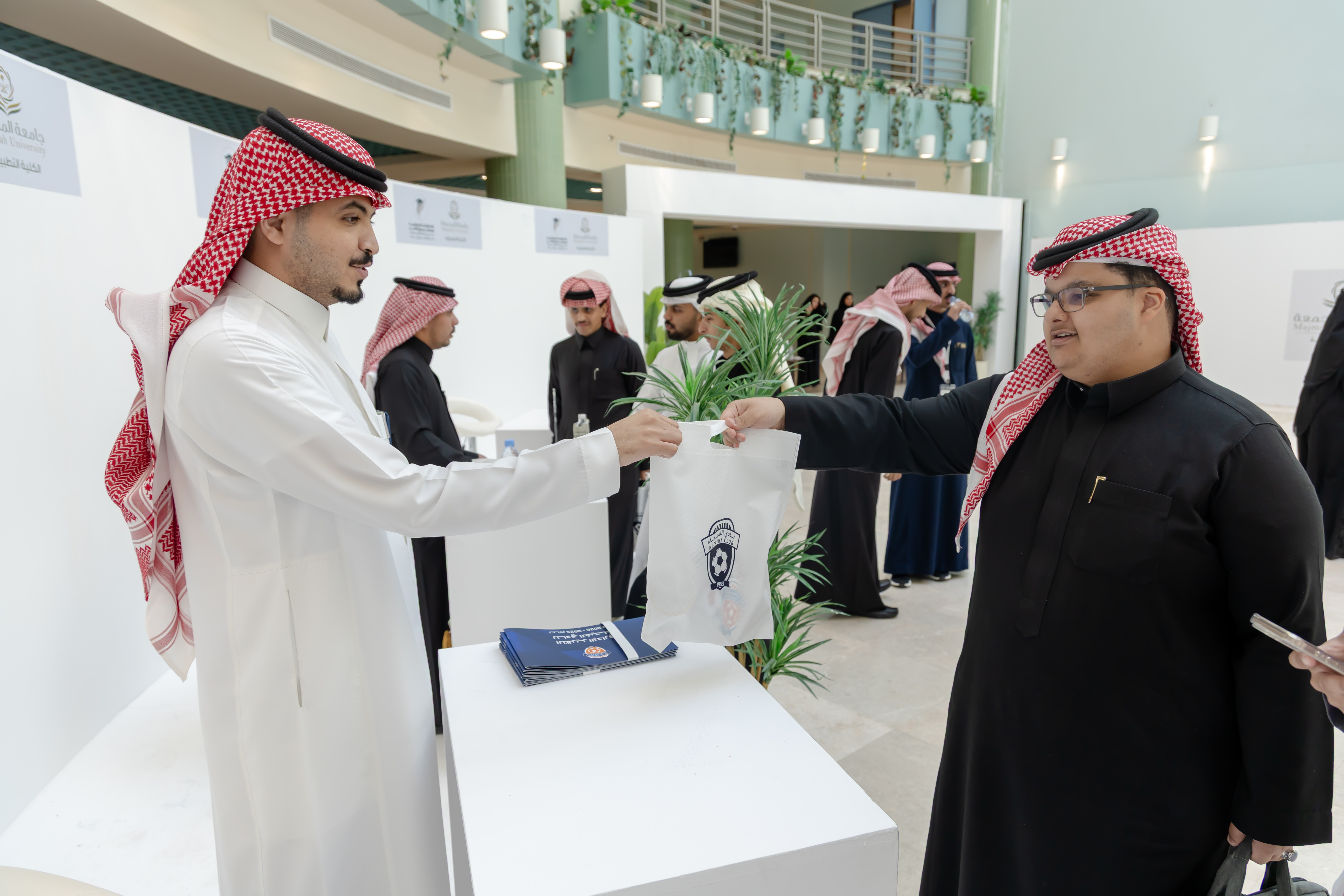 نادي الفيحاء يشارك في لقاء الشراكات الاستراتيجية ومستقبل سوق العمل بجامعة المجمعة