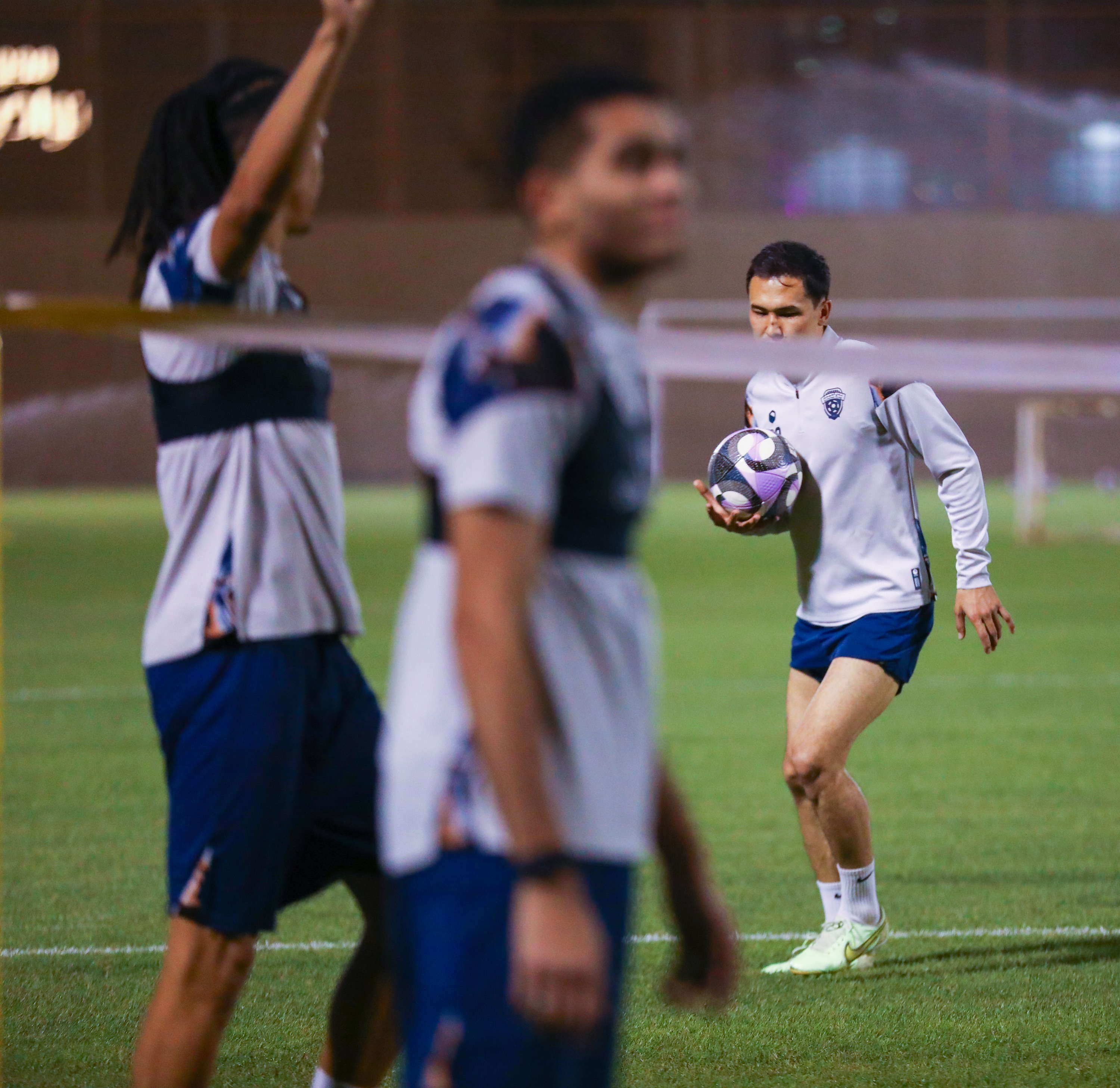 الفيحاء يستأنف تدريباته ويقيم حفل معايدة لمنسوبي الفريق الأول لكرك القدم