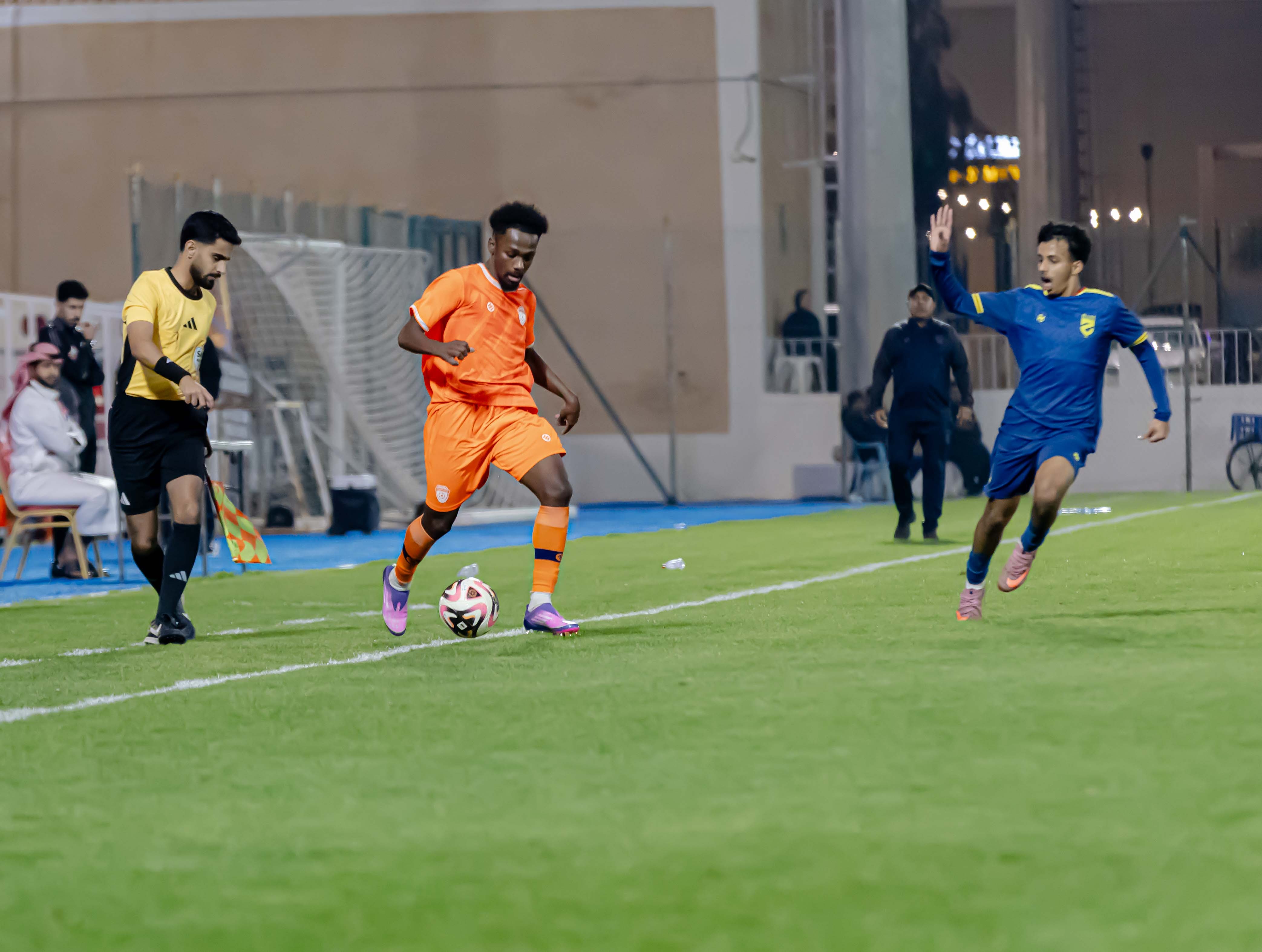 الفيحاء تحت 18 سنة يتعادل ايجابياً مع نظيرة نادي الحزم