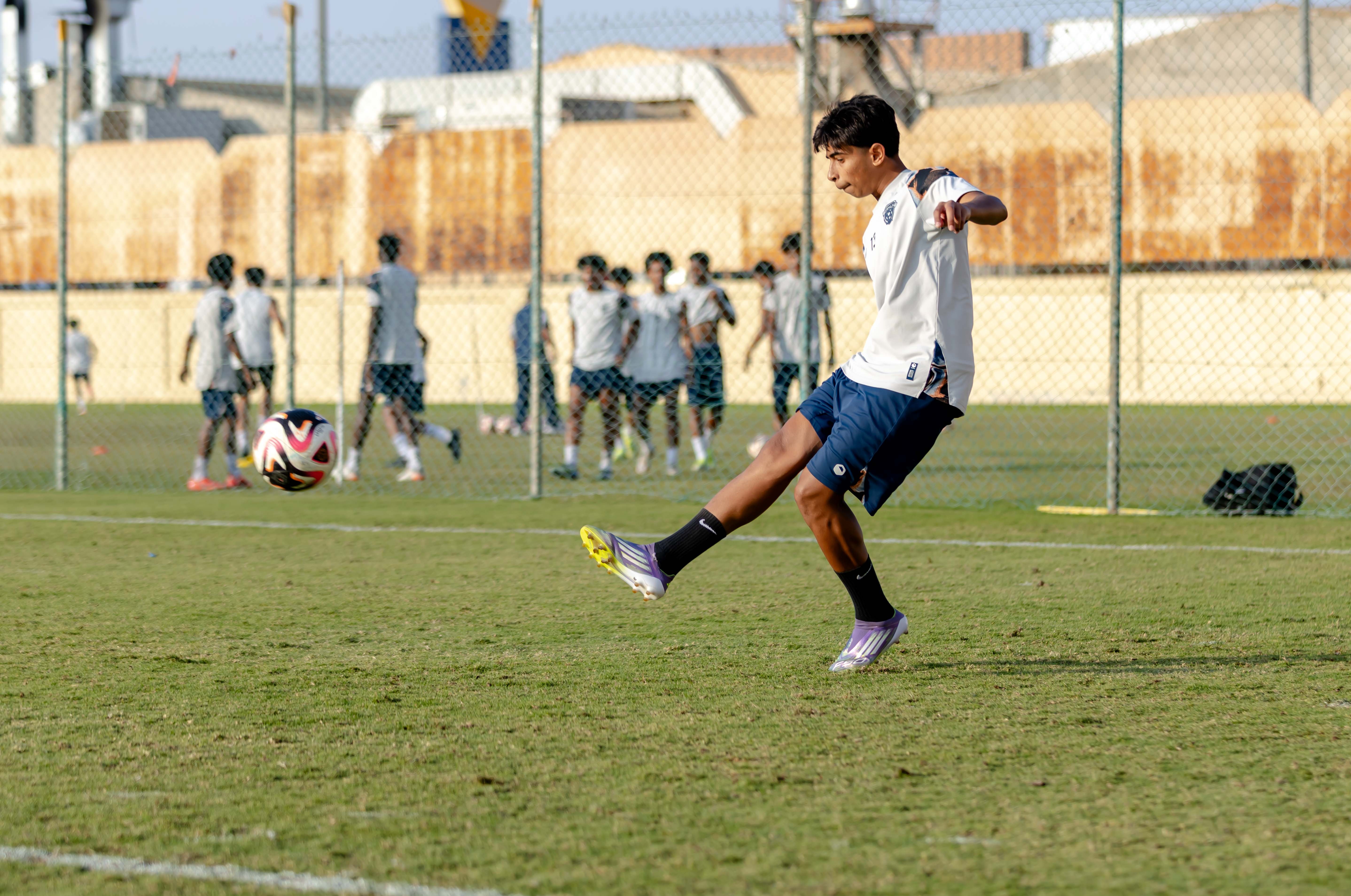 الفيحاء تحت 17 سنة يواصل تحضيراته لمواجهة نظيره نادي هجر لمواجهة هجر