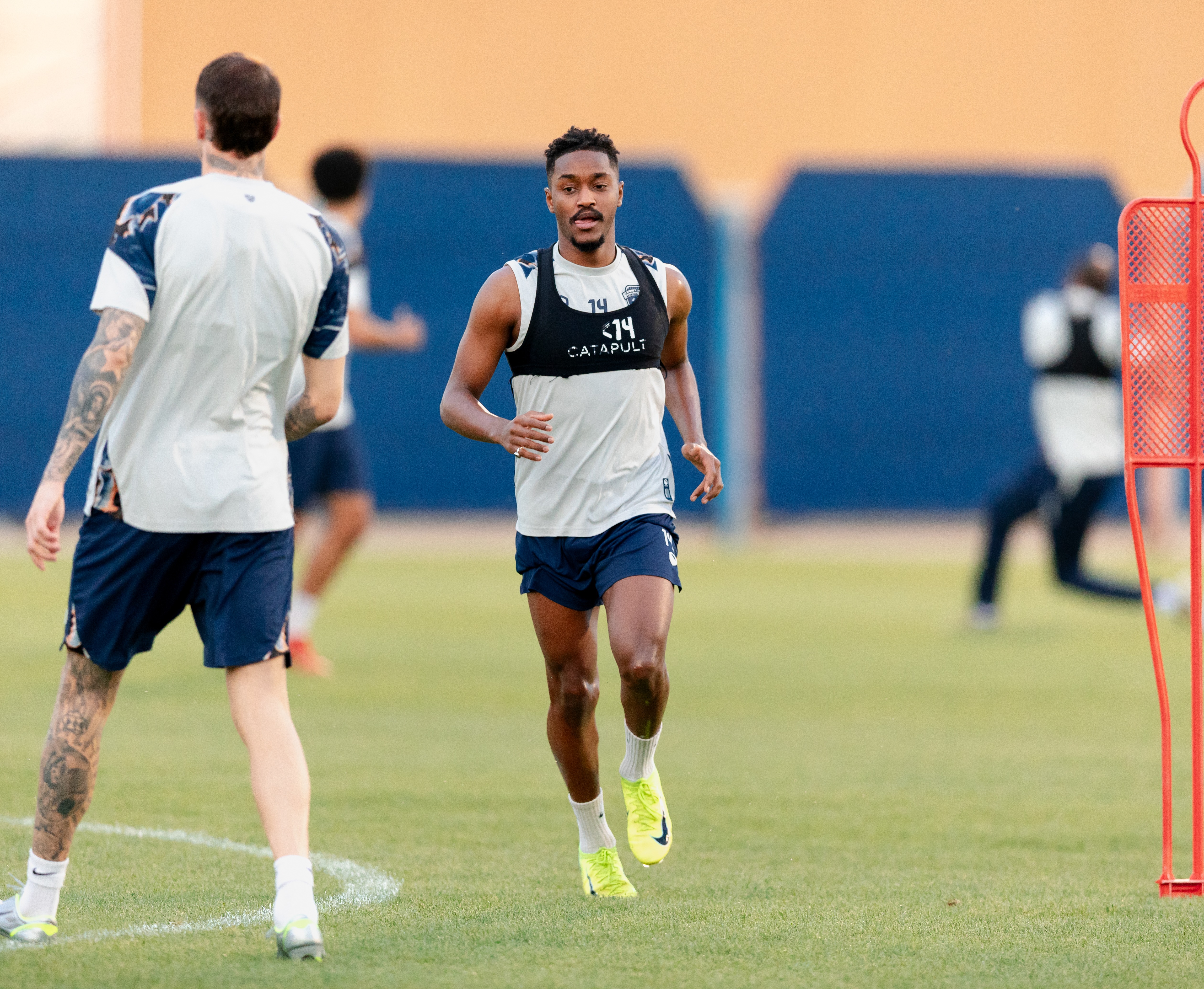 الفيحاء يجري تمرينه الرئيس استعدادًا لمواجهة الفتح في دوري روشن السعودي