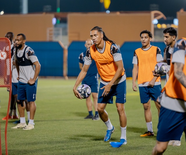 الفيحاء يواصل استعداداته لمواجهة الفتح بحصة تدريبية تكتيكية