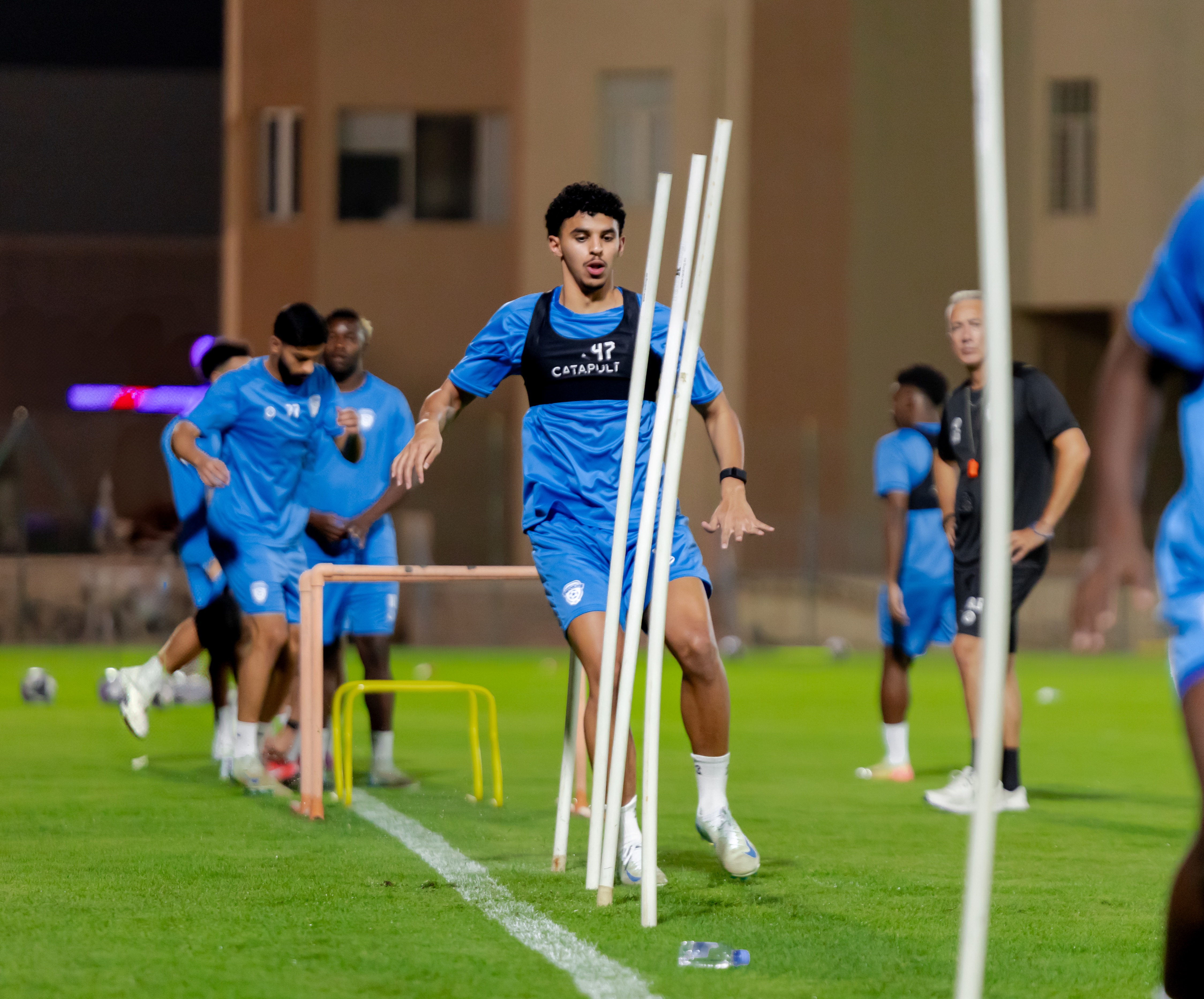الفيحاء يواصل تدريباته اليومية في مقر النادي