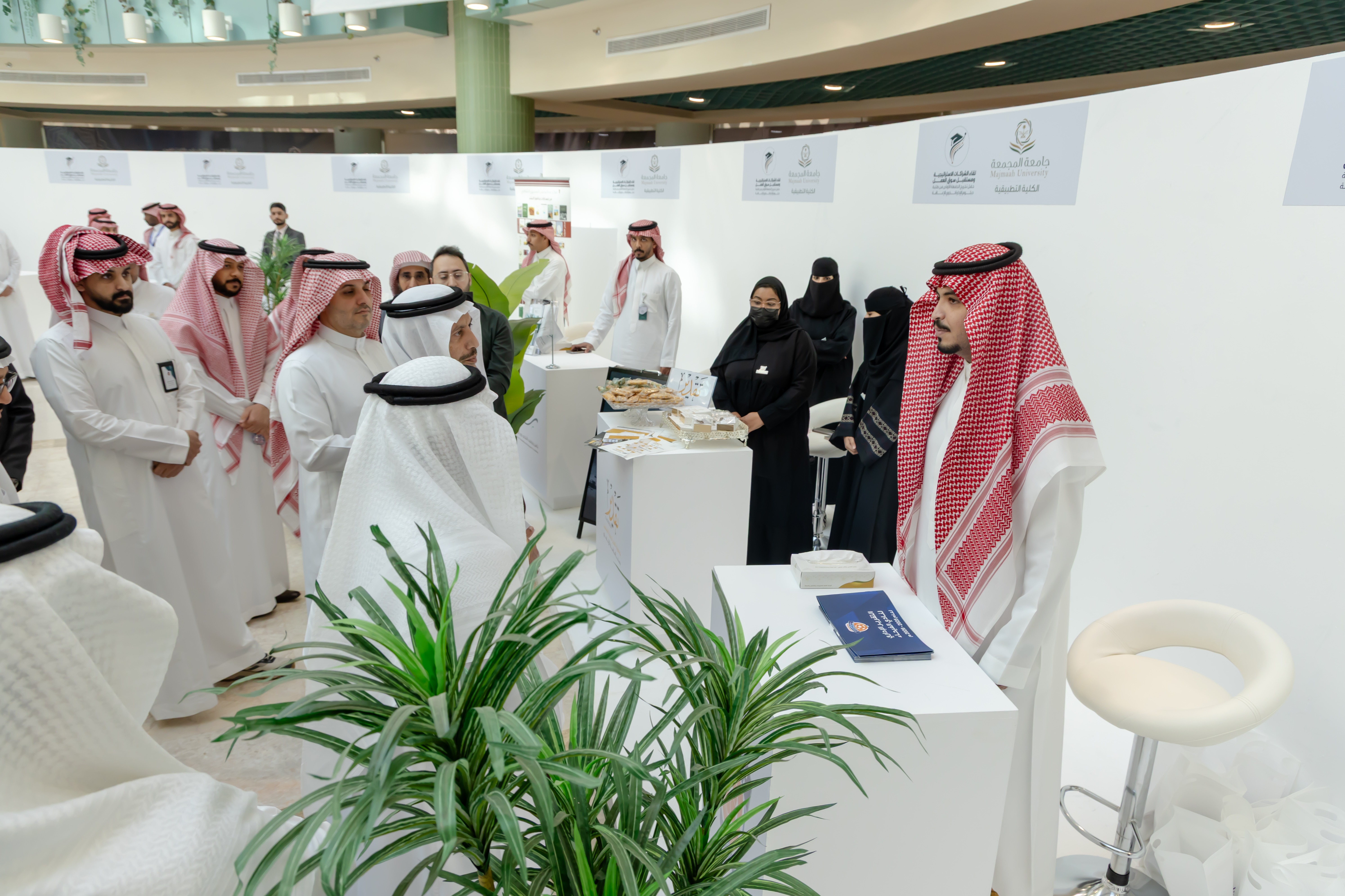 نادي الفيحاء يشارك في لقاء الشراكات الاستراتيجية ومستقبل سوق العمل بجامعة المجمعة