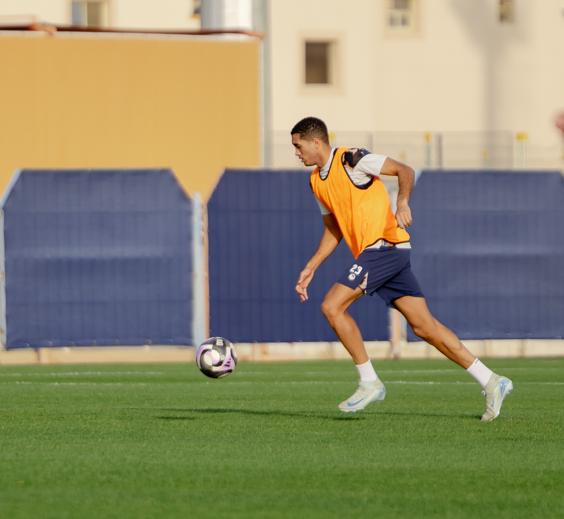 الفيحاء يواصل تدريباته اليومية استعداداً لمواجهة الرائد