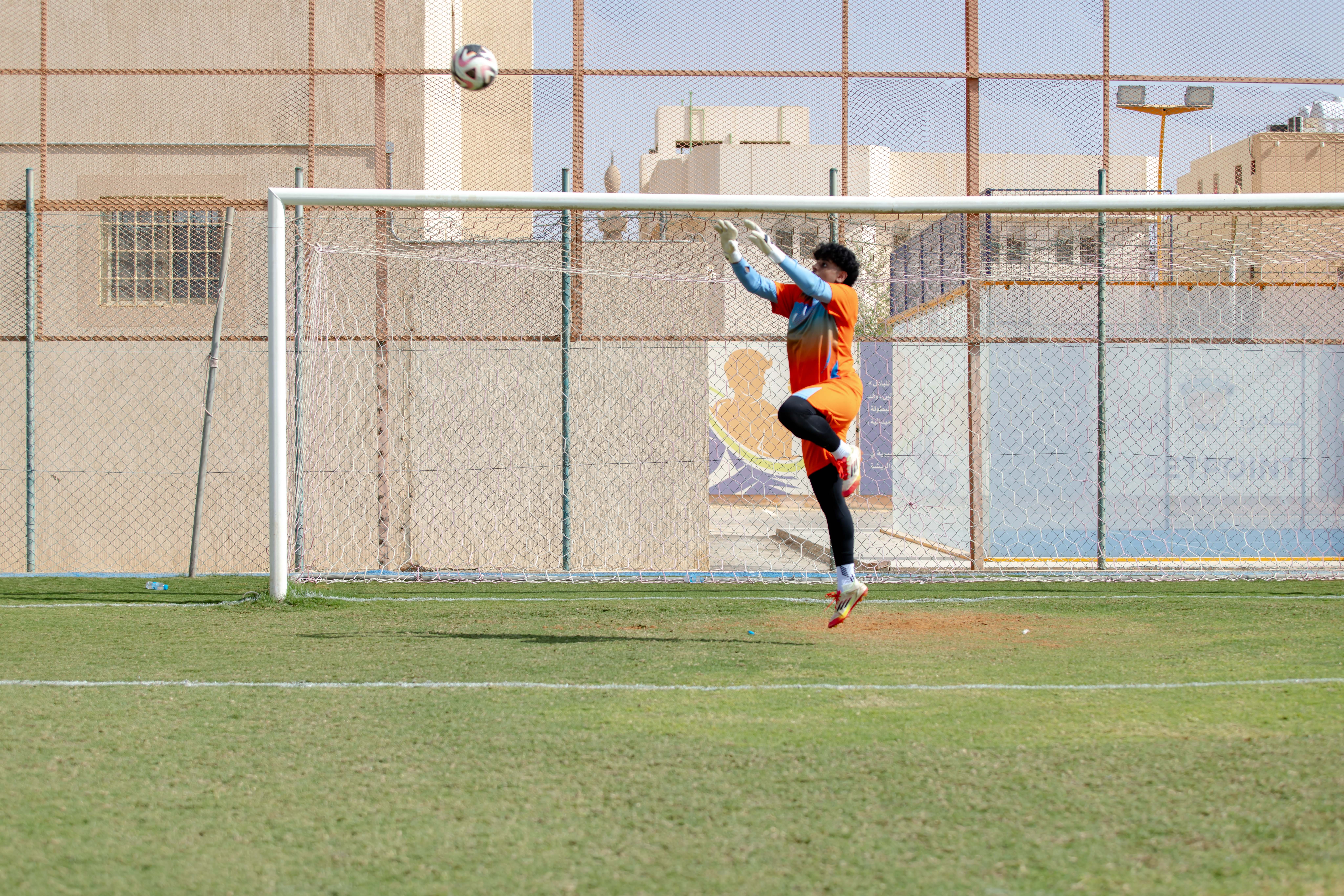 الفيحاء تحت 17 سنة يجري تمرينه الرئيس لمواجهة نظيره نادي الامجاد