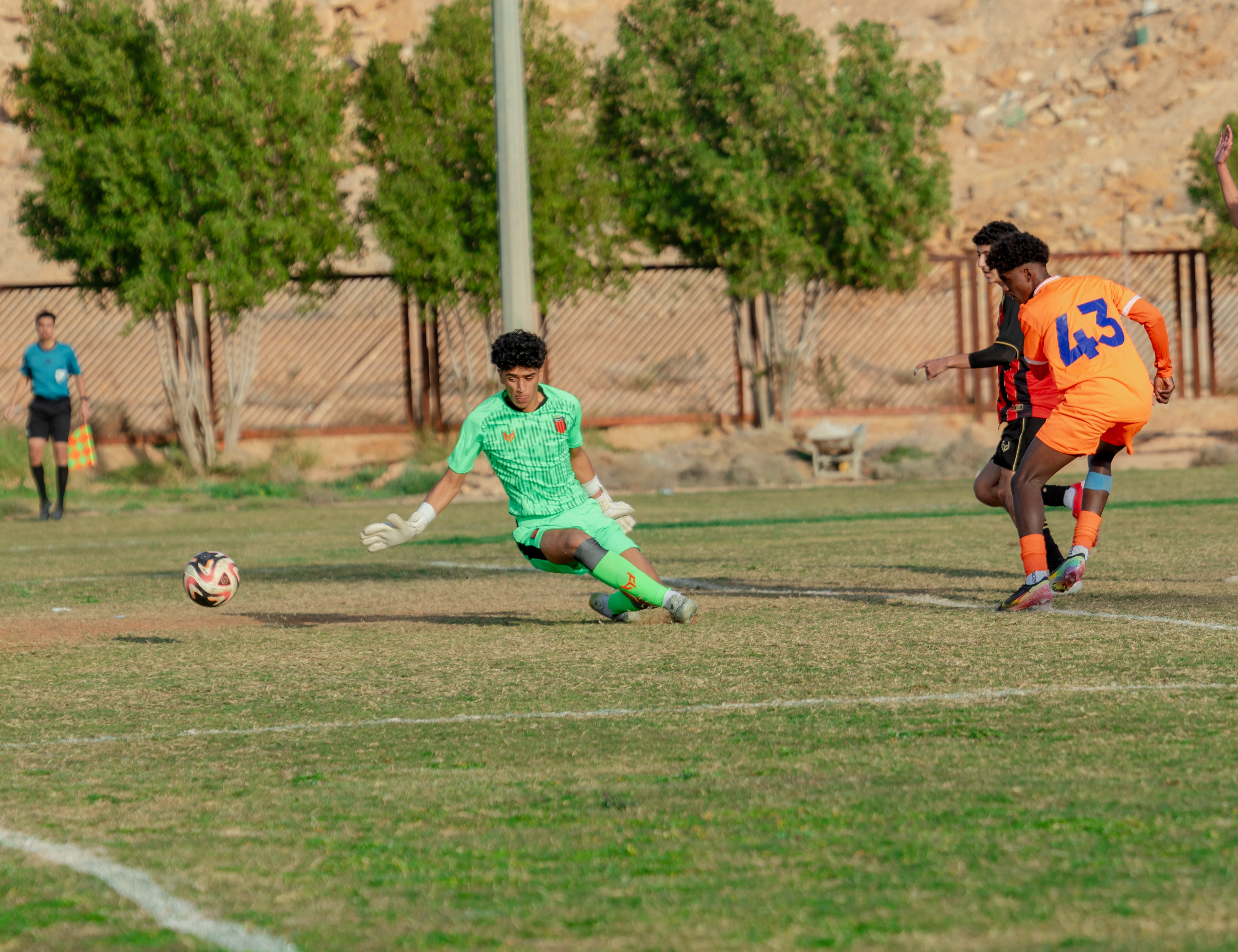 الفيحاء تحت 17 سنة يتعادل ايجابياً امام نظيره نادي الرياض