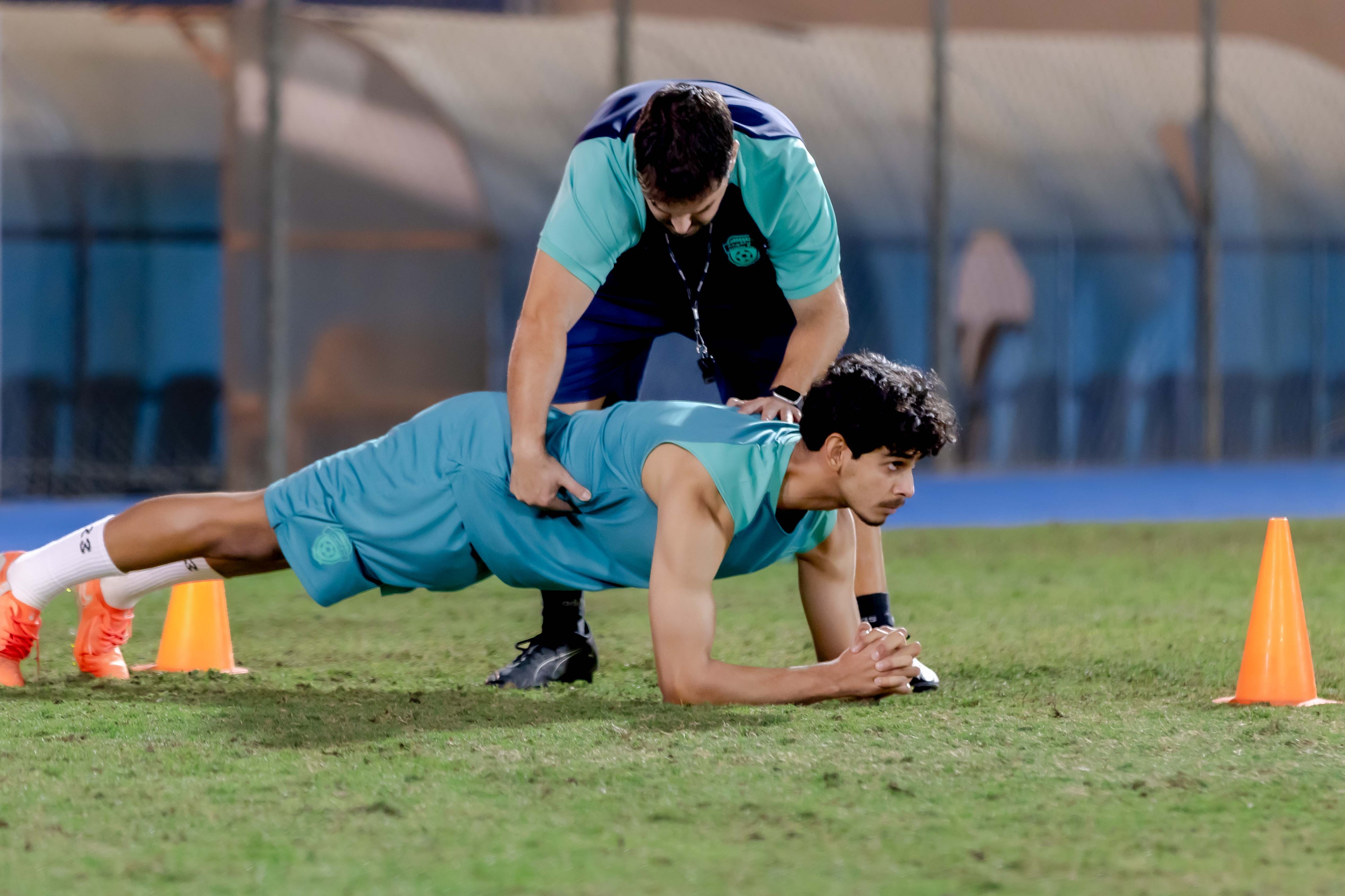 الفيحاء تحت 21 عامًا يُجري تمرينه الرئيس استعدادًا لملاقاة الجبلين .