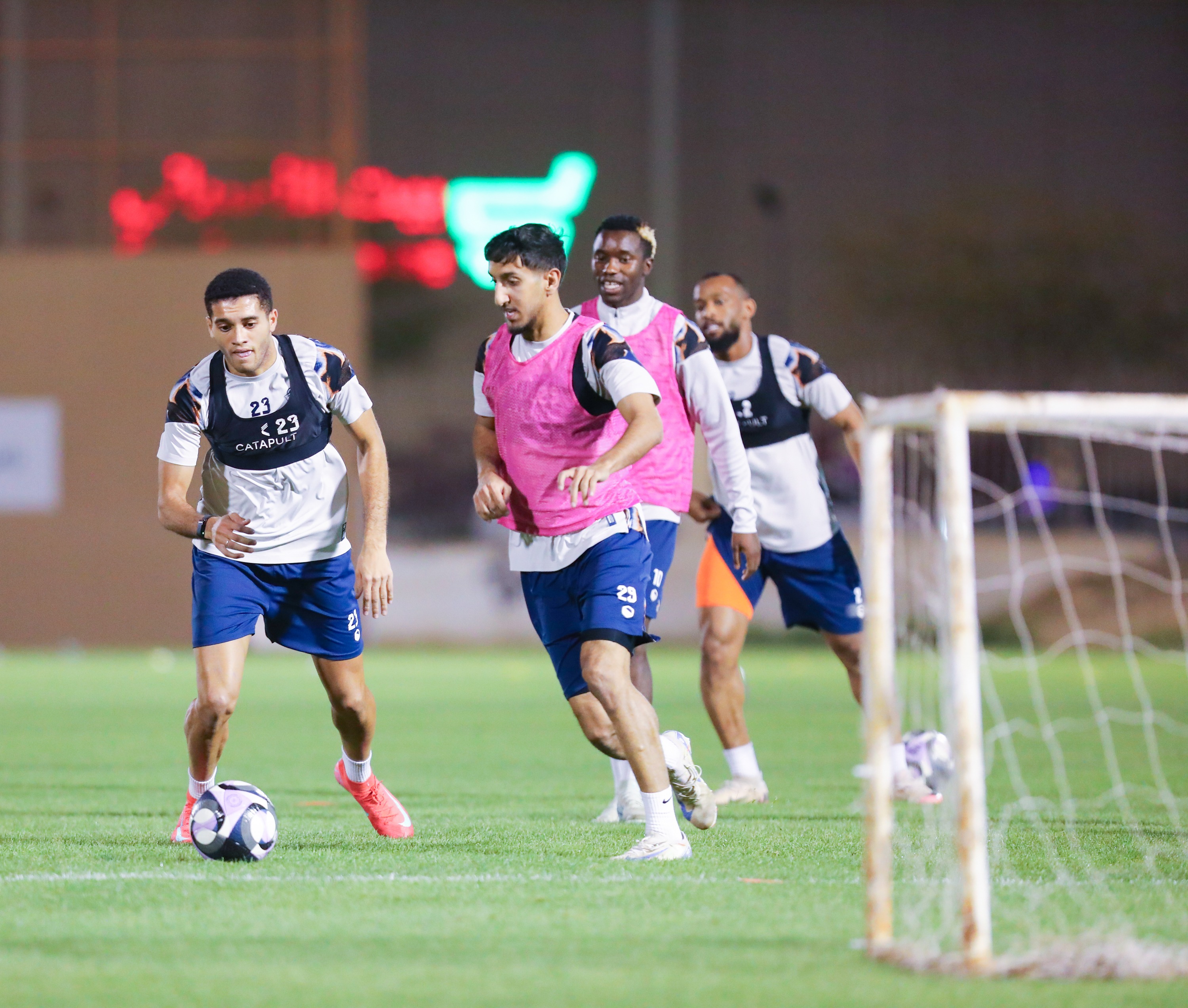 الفيحاء يواصل استعداداته لمواجهة الفتح ضمن الجولة 26 من دوري روشن السعودي