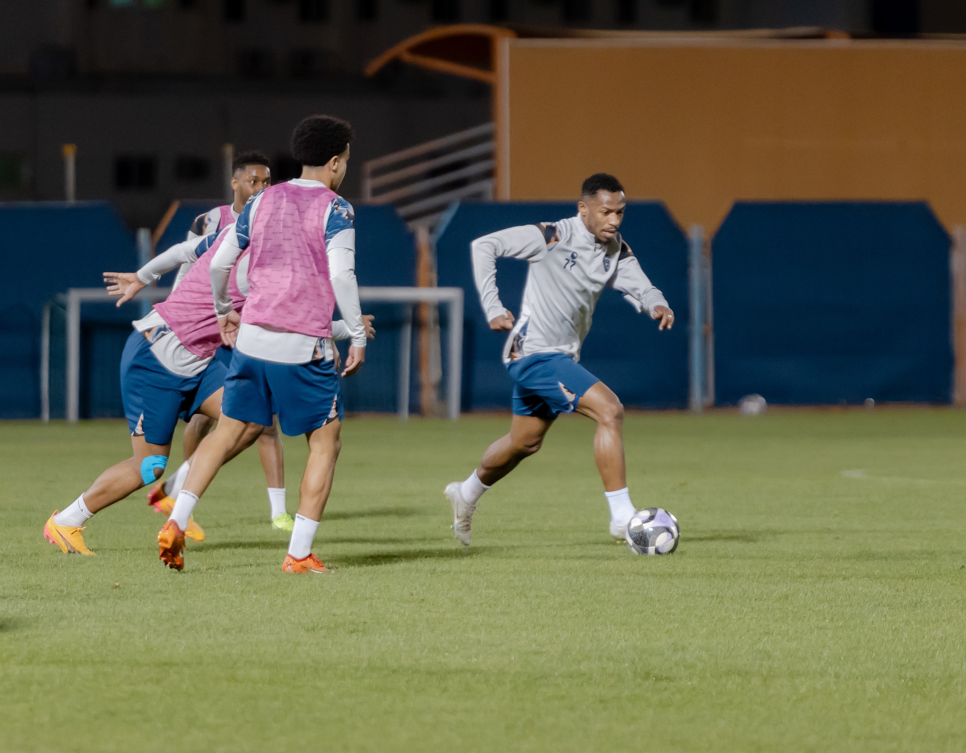 الفيحاء يواصل استعداداته بمناورة رسمية