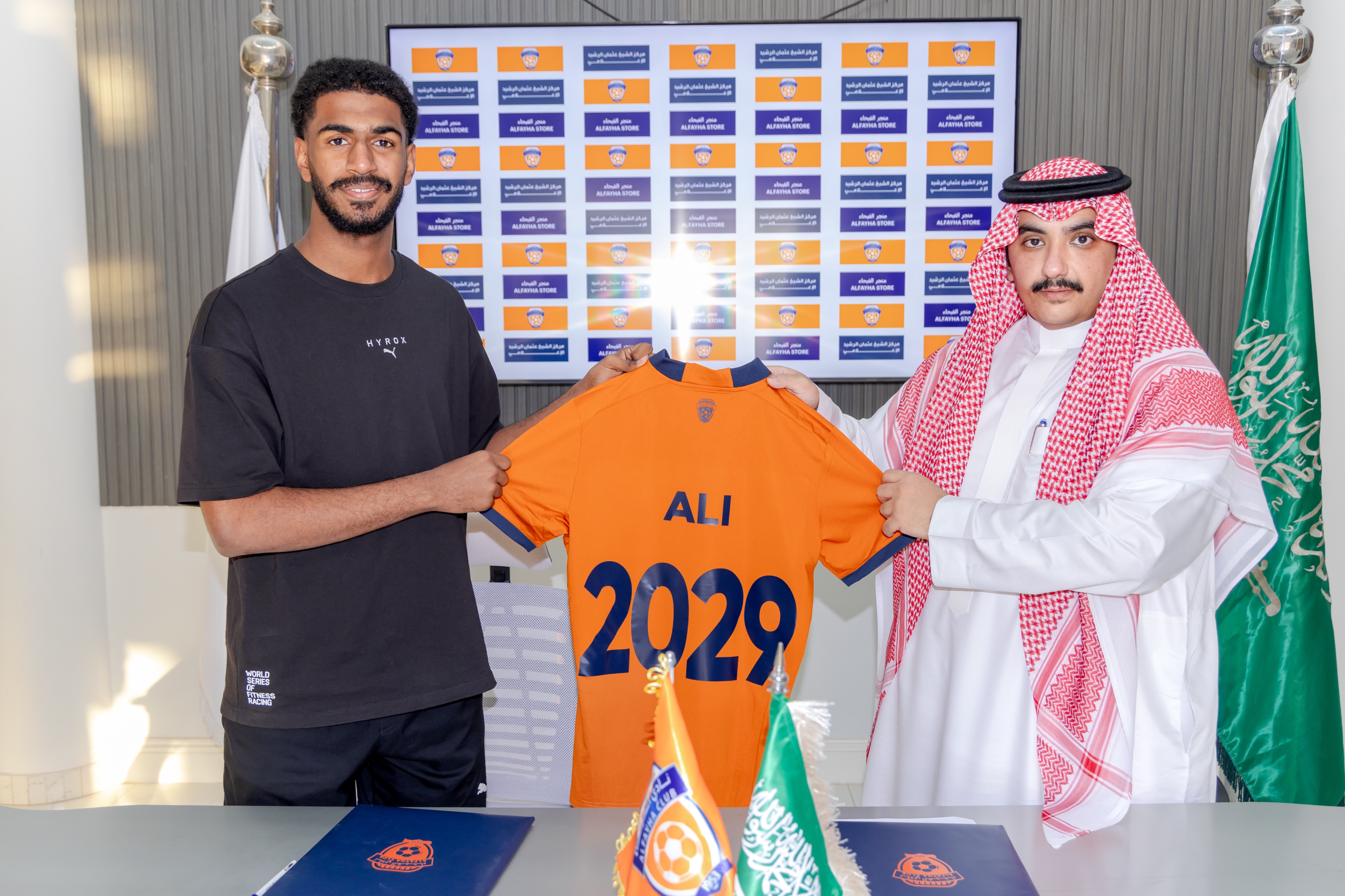 الفيحاء يوقع مع المدافع علي النخلي حتى 2029م