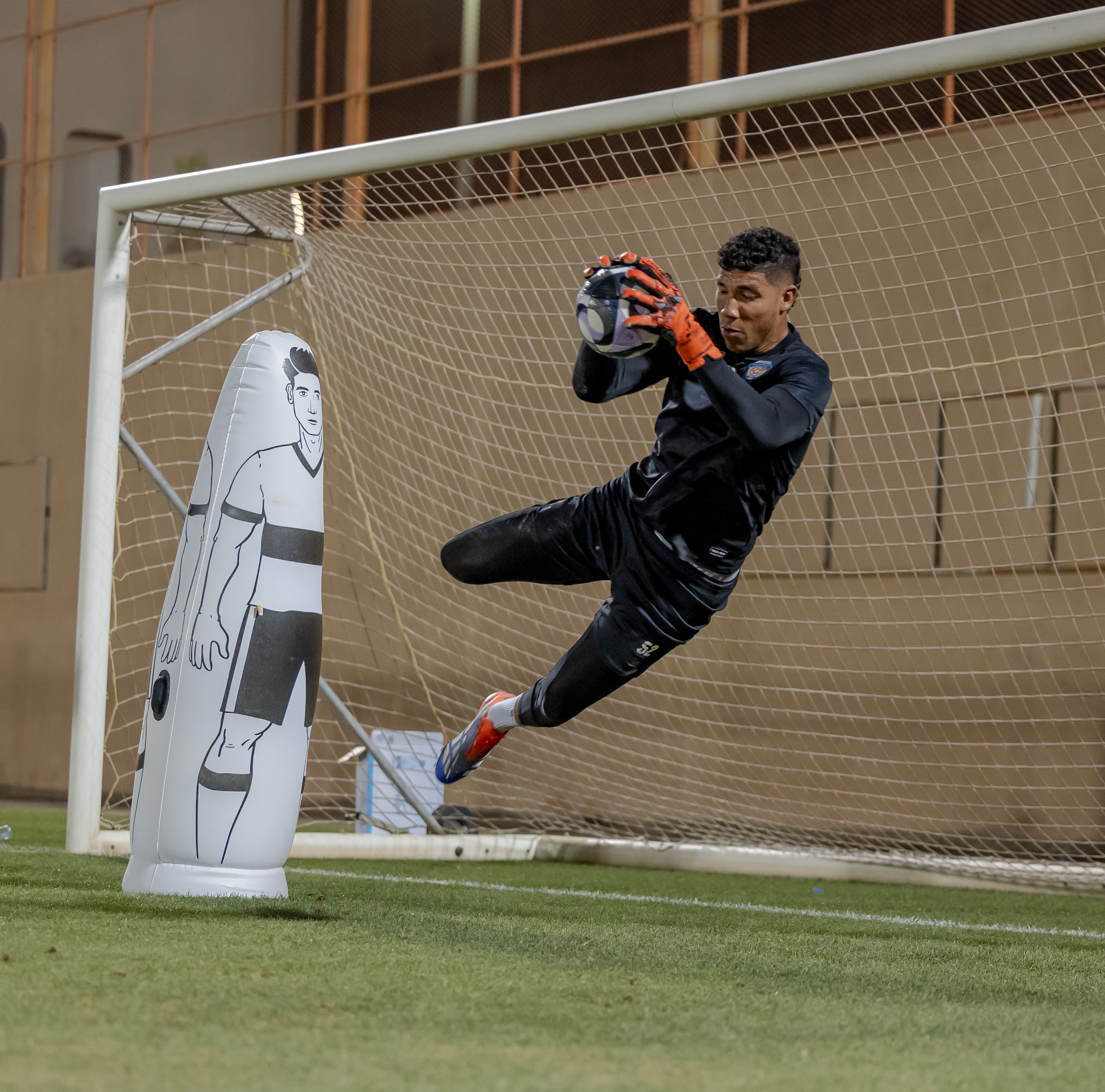الفيحاء يواصل تحضيراته لمواجهة ضمك في الجولة الـ30 من دوري روشن السعودي