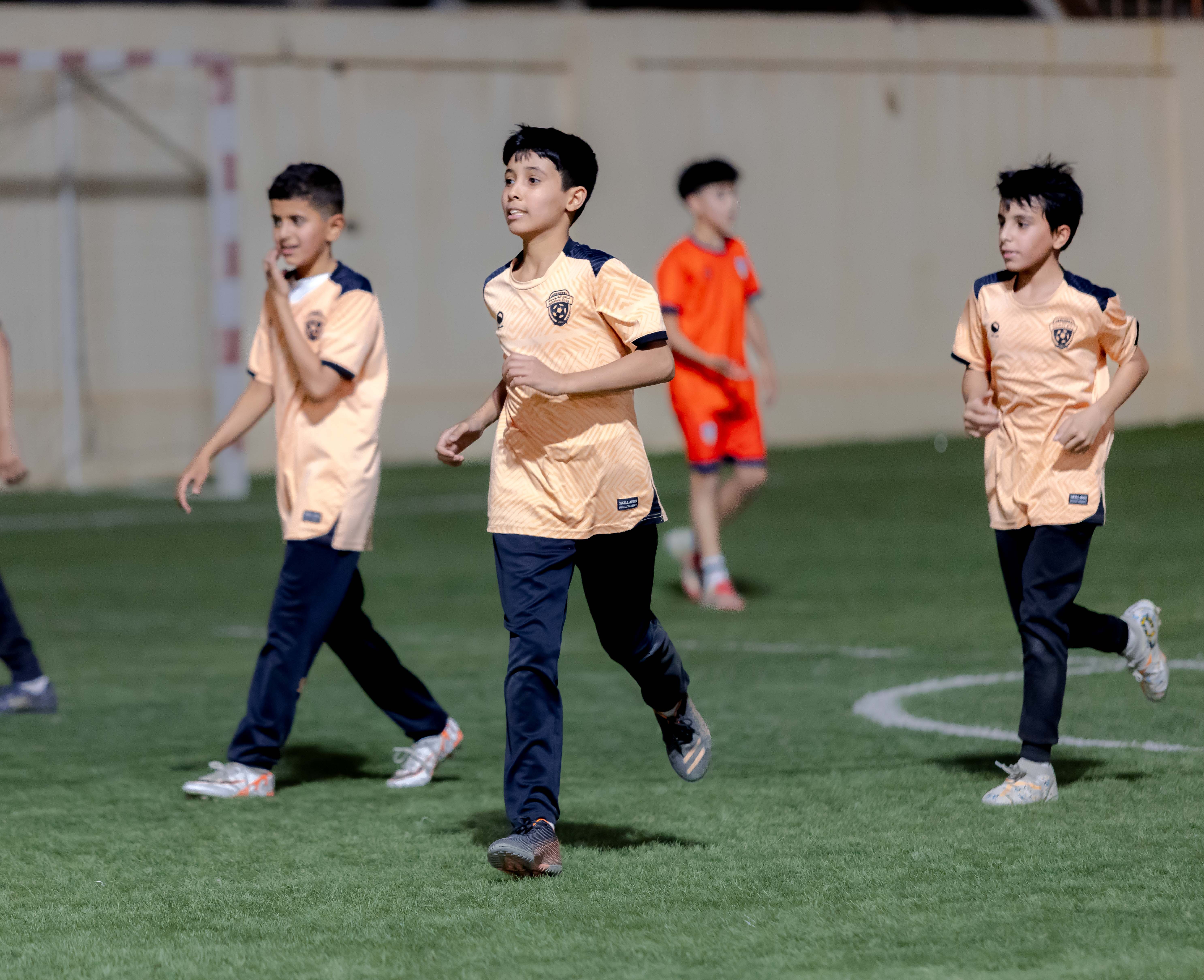 اكاديمية الفيحاء تقيم مناورة ودية