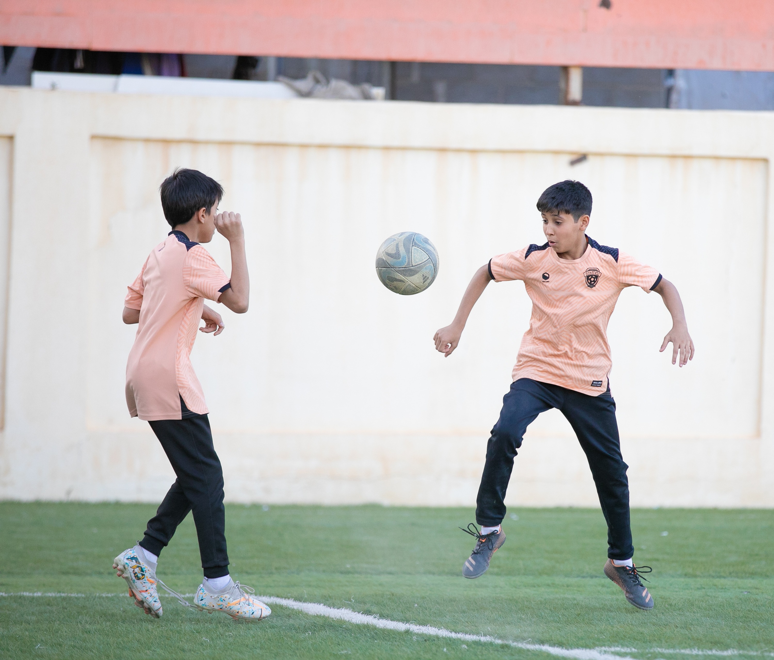 أكاديمية الفيحاء تواصل تدريباتها اليومية