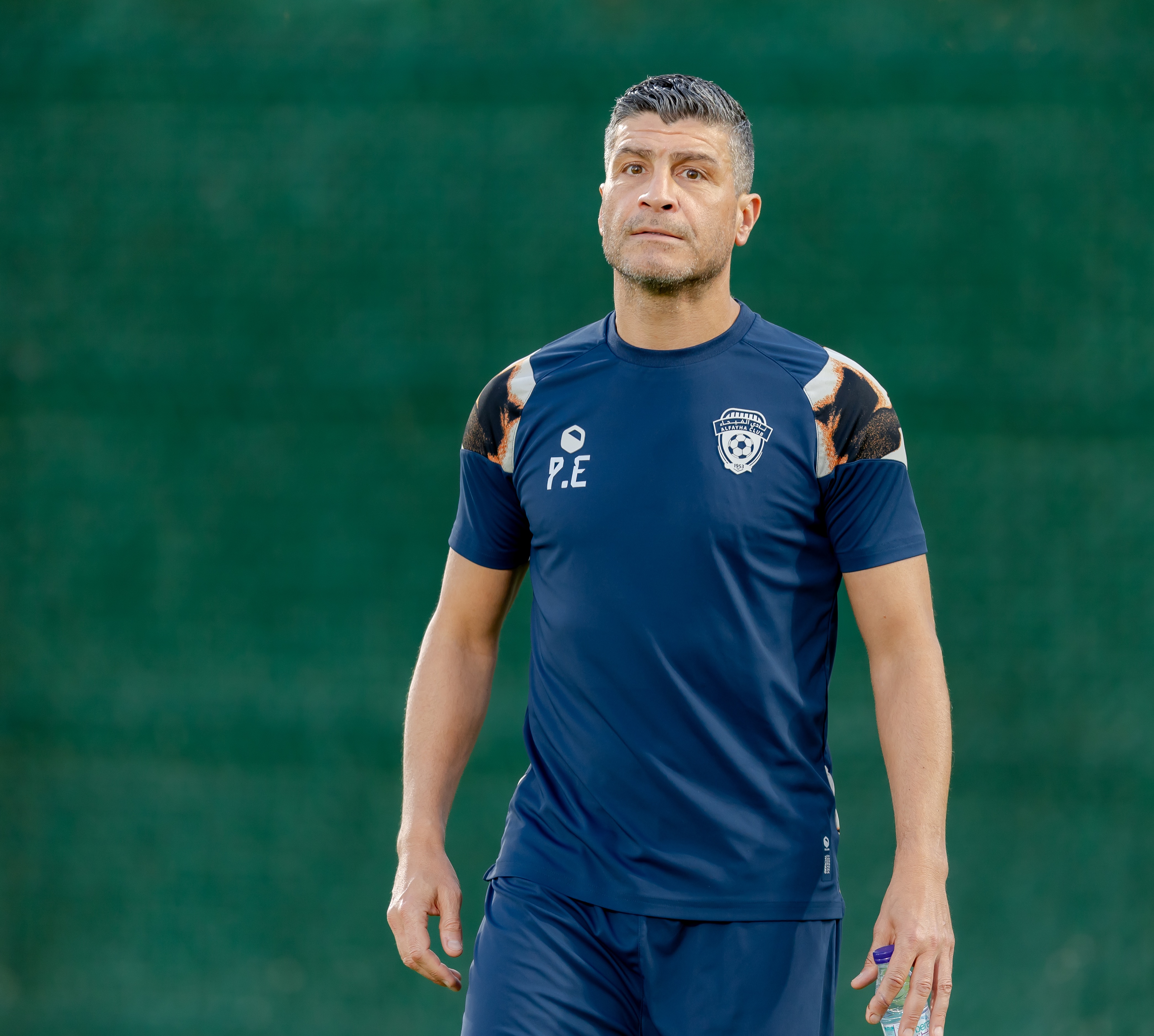 الفيحاء يصل إلى جدة وينهي تحضيراته لمواجهة الأهلي في دوري روشن