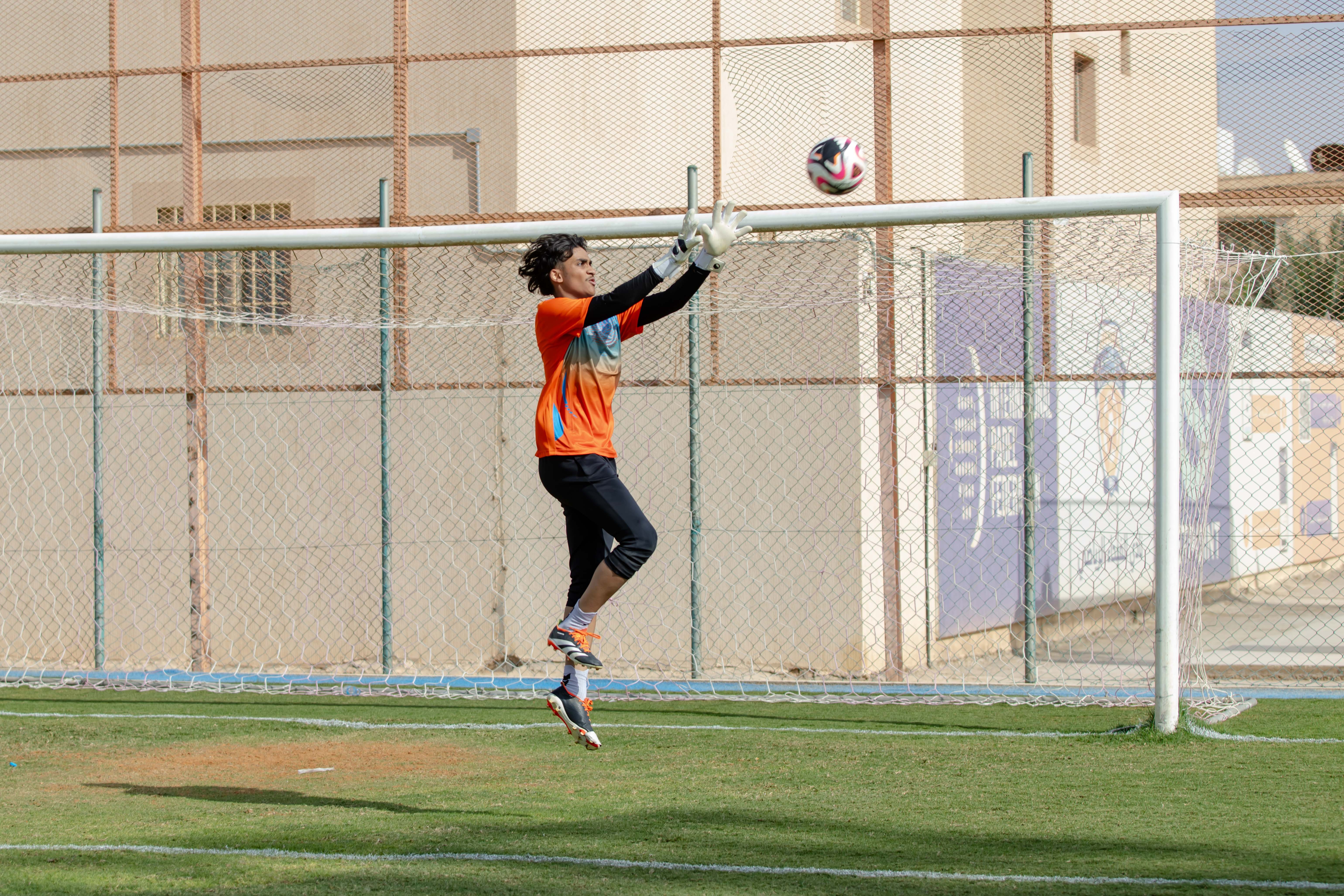 الفيحاء تحت 17 سنة يجري تمرينه الرئيس لمواجهة نظيره نادي الامجاد