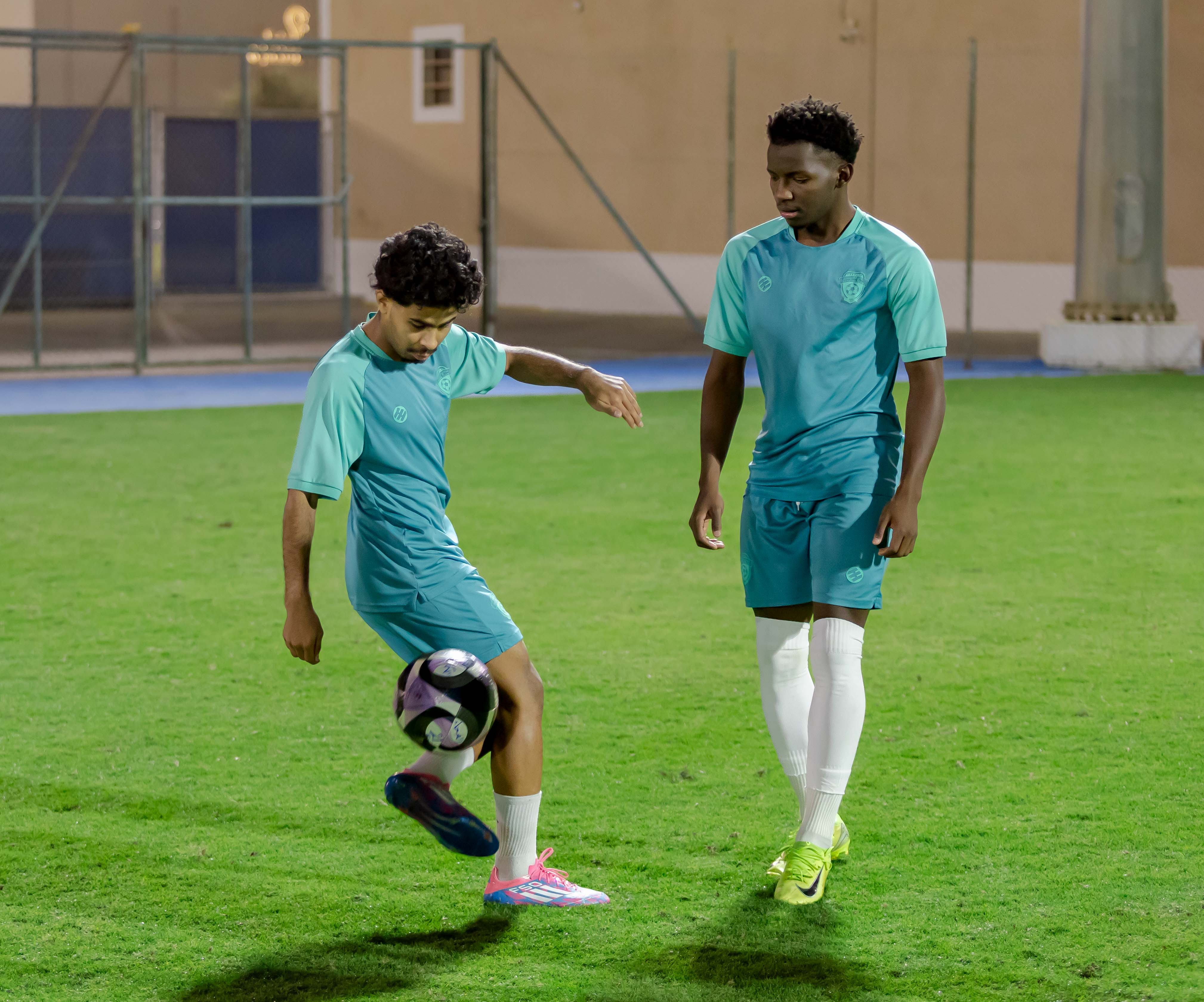 الفيحاء تحت 21 عامًا يُجري تمرينه الرئيس استعدادًا لملاقاة القادسية .