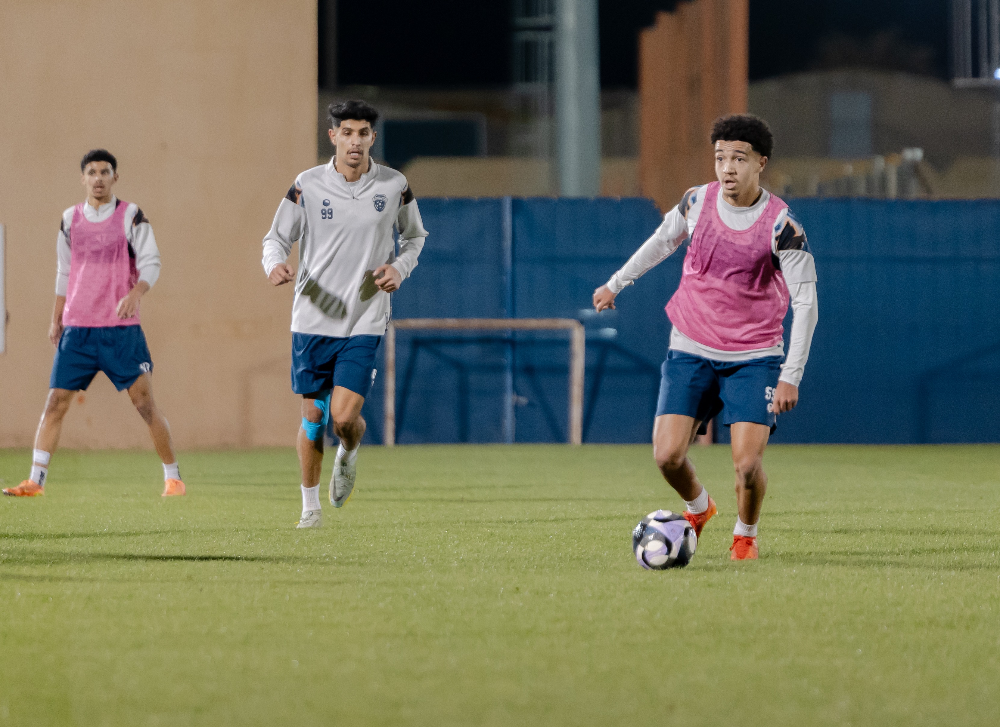 الفيحاء يواصل استعداداته بمناورة رسمية