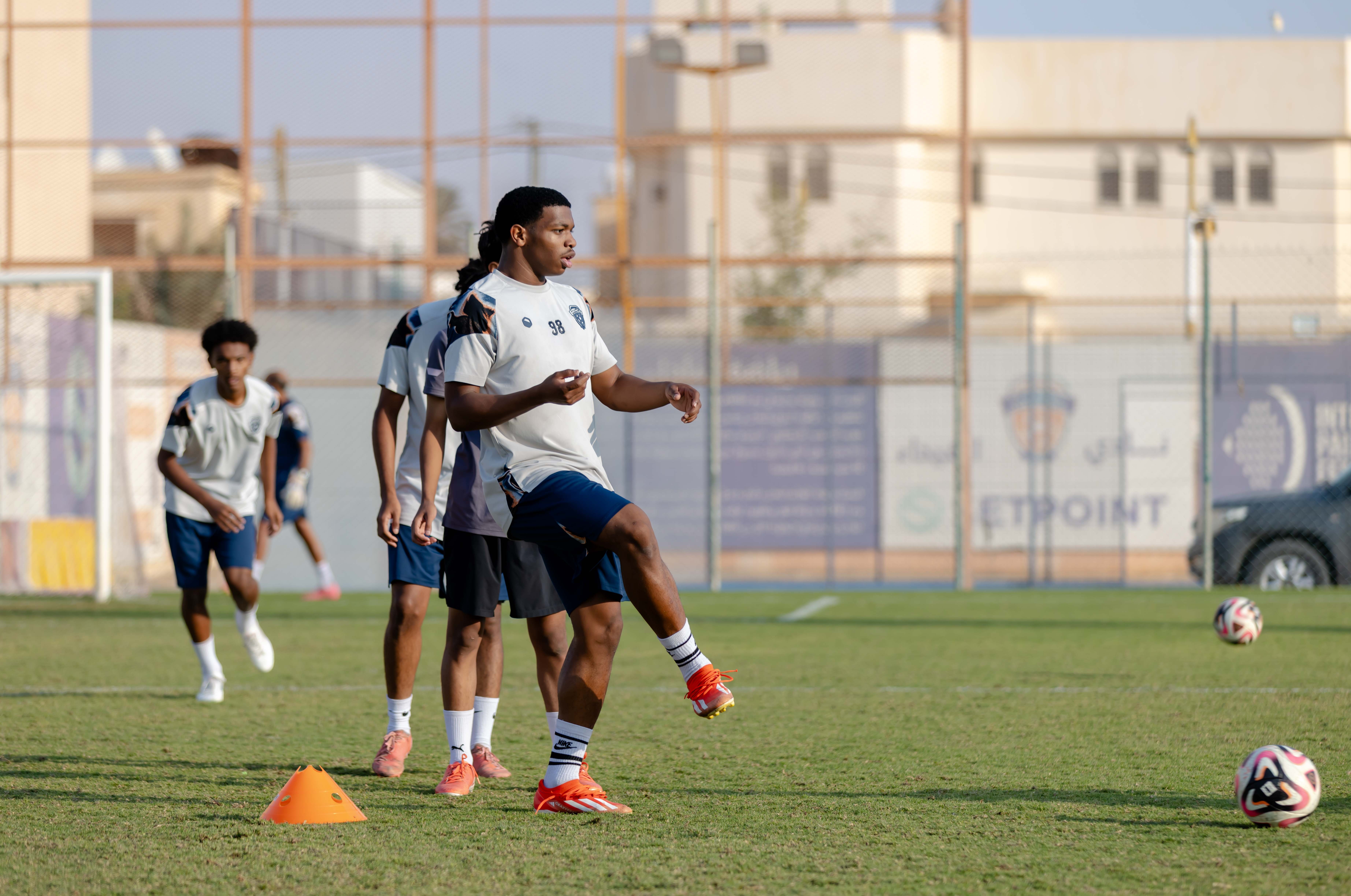 الفيحاء تحت 17 سنة يواصل تحضيراته لمواجهة نظيره نادي هجر لمواجهة هجر