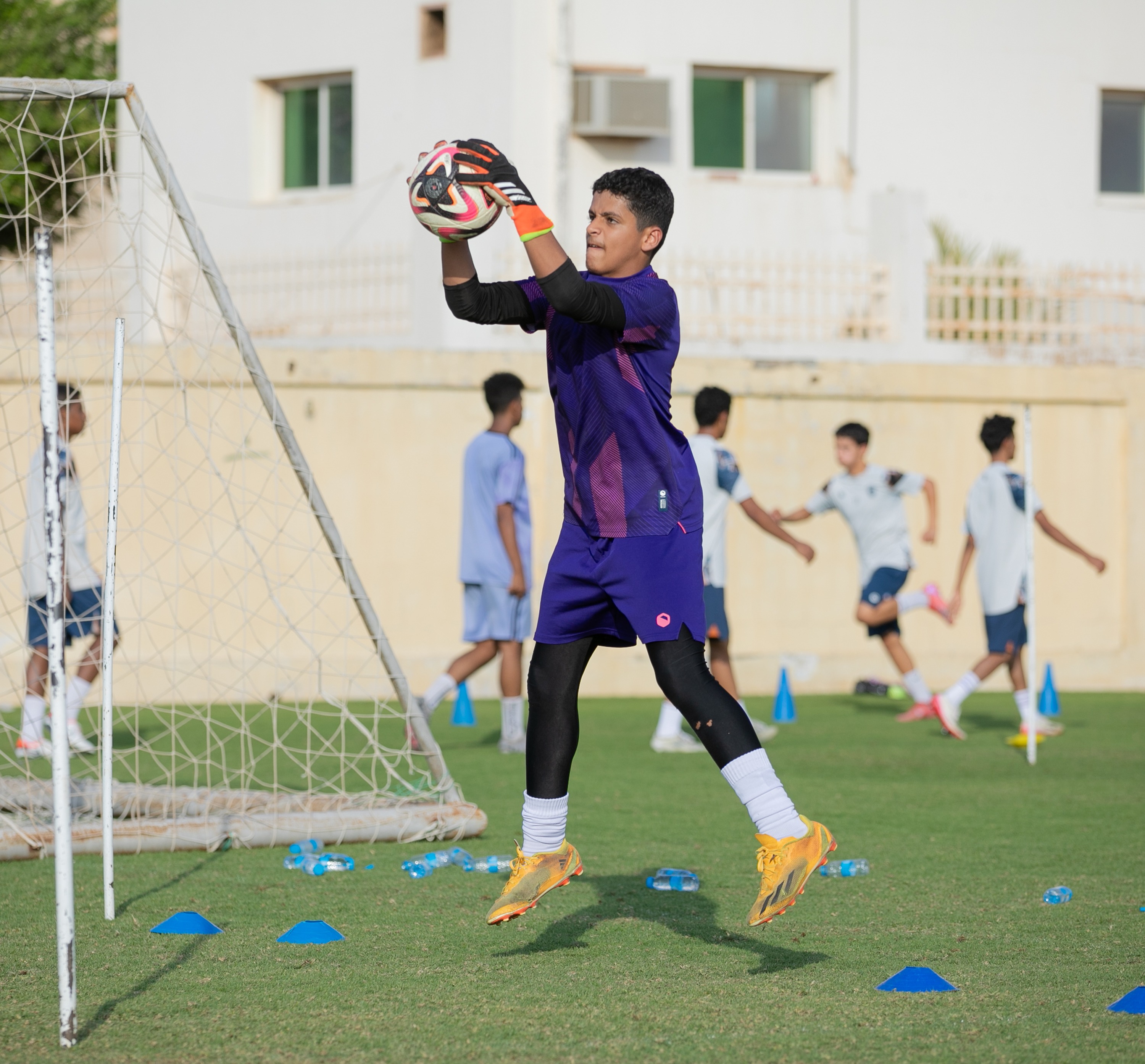 الفيحاء تحت 15 سنة يواصل تحضيراته اليومية لمواجهة نظيره نادي الأهلي