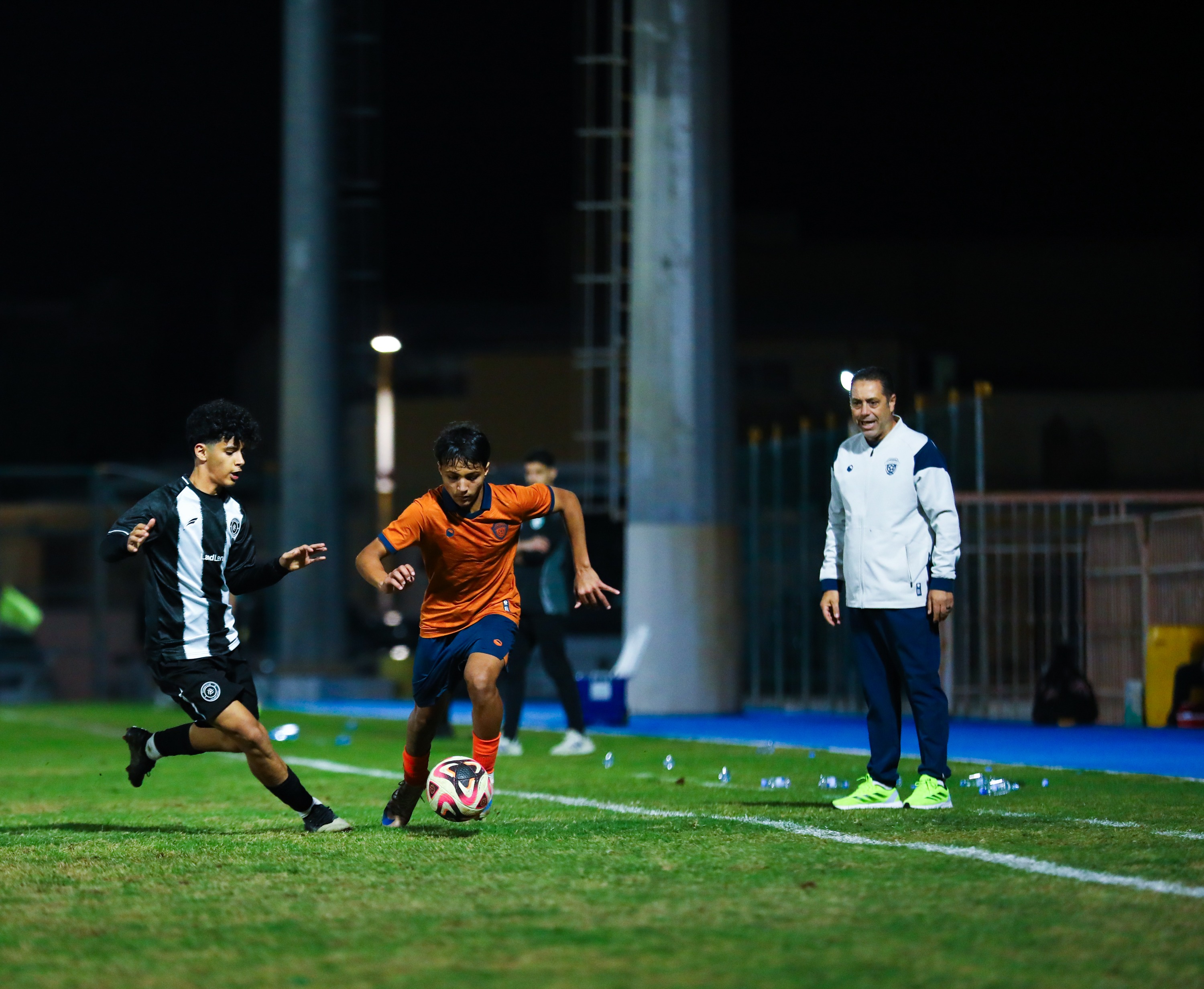 الفيحاء تحت 15 سنة يتعادل سلبياً امام نظيرة نادي الشباب