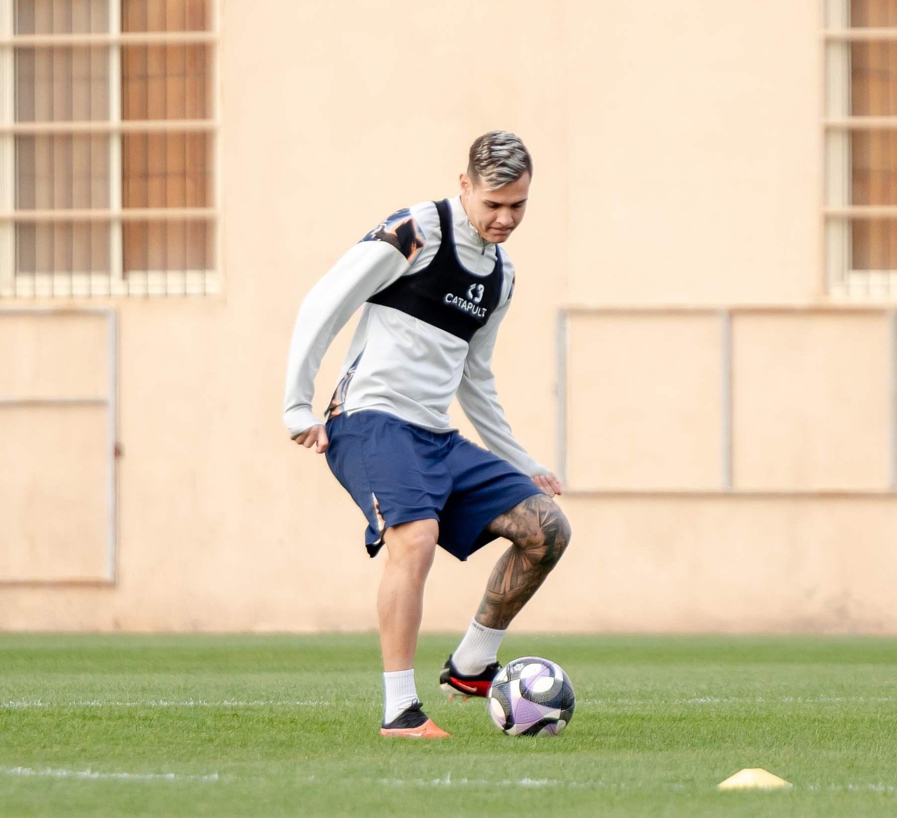 الفيحاء يواصل تحضيراته استعداداً لمواجهة الرياض