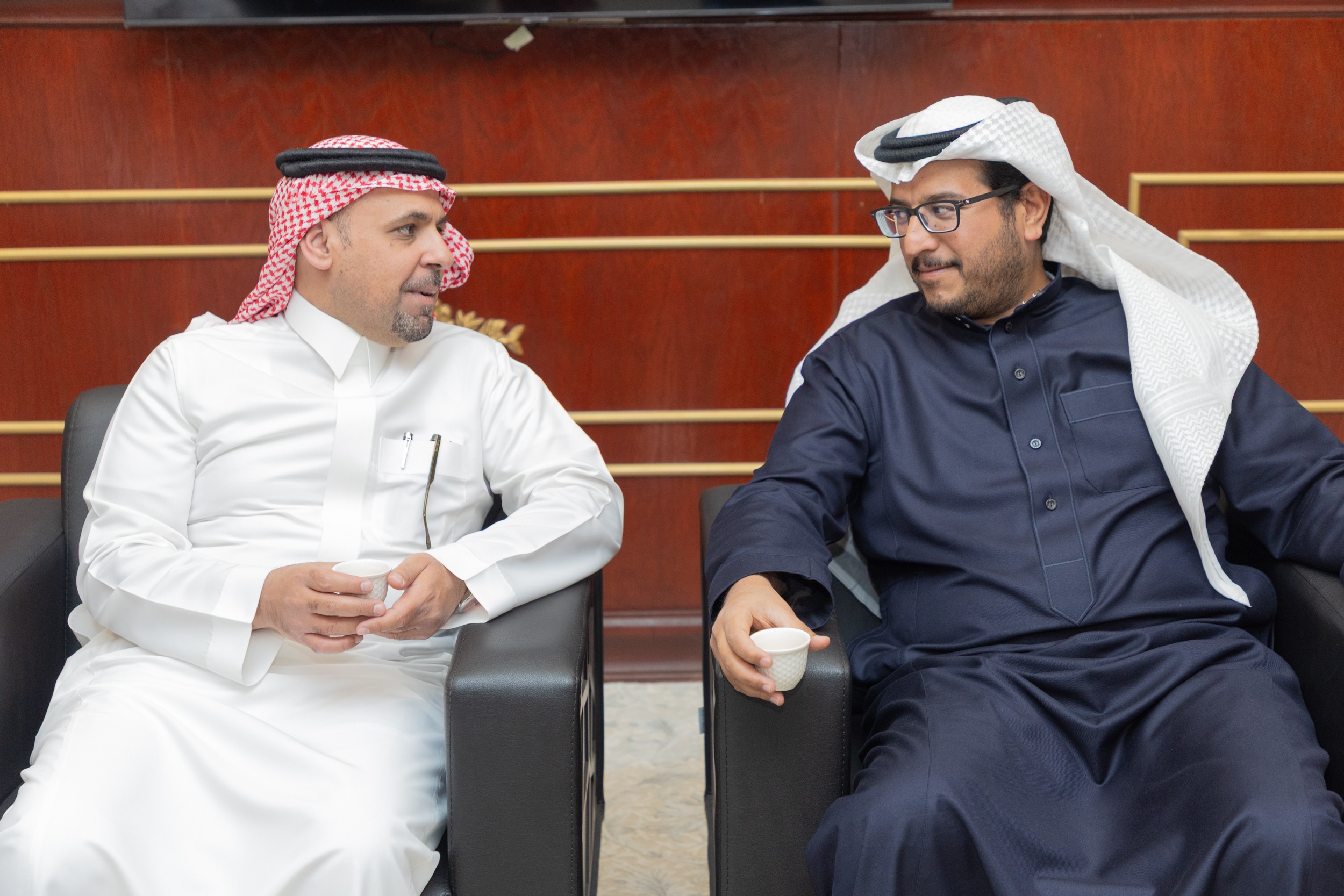 رئيس رابطة دوري المحترفين المهندس عبدالعزيز العفالق يزور الفيحاء