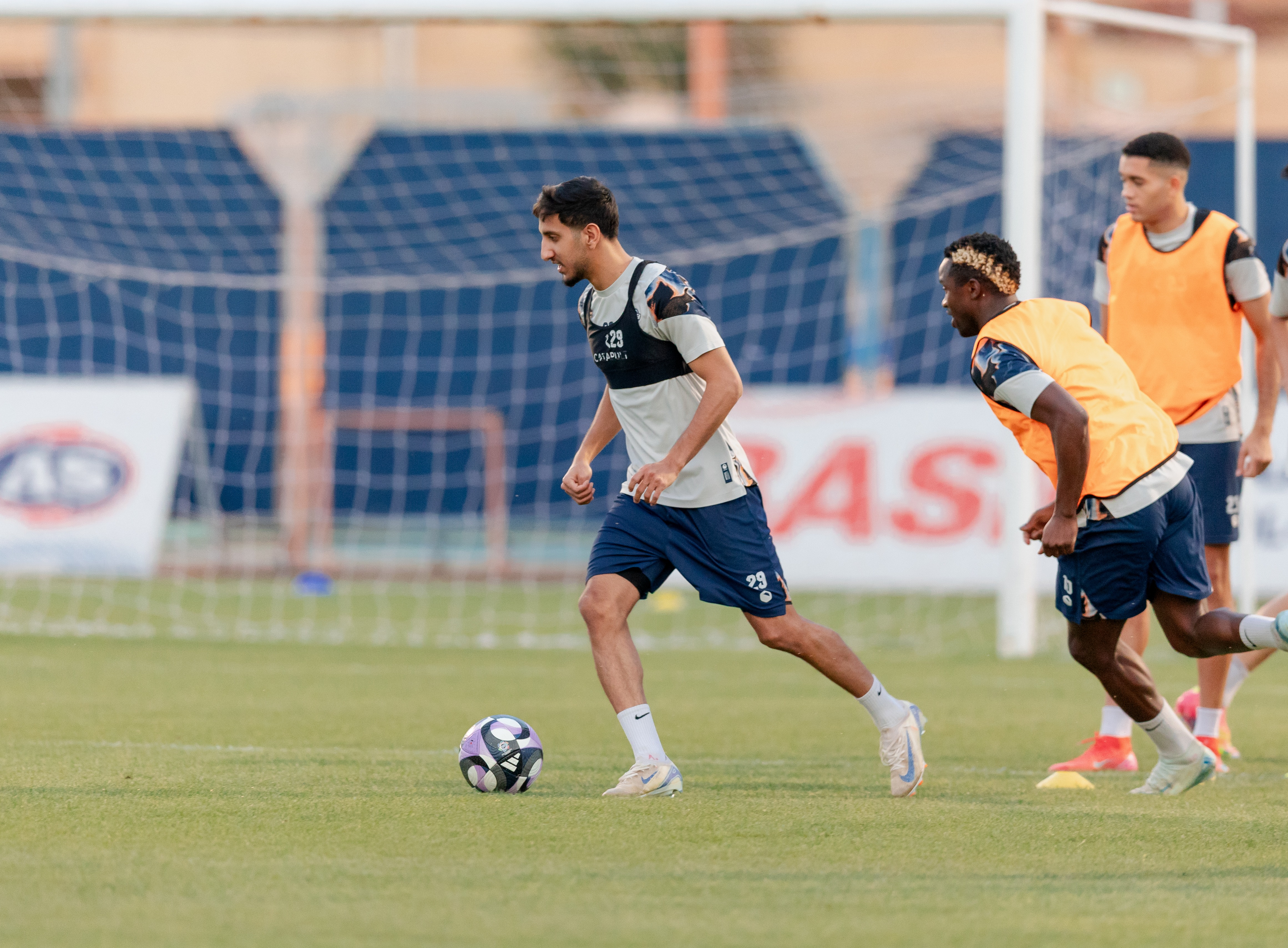 الفيحاء يجري تمرينه الرئيس استعدادًا لمواجهة الفتح في دوري روشن السعودي