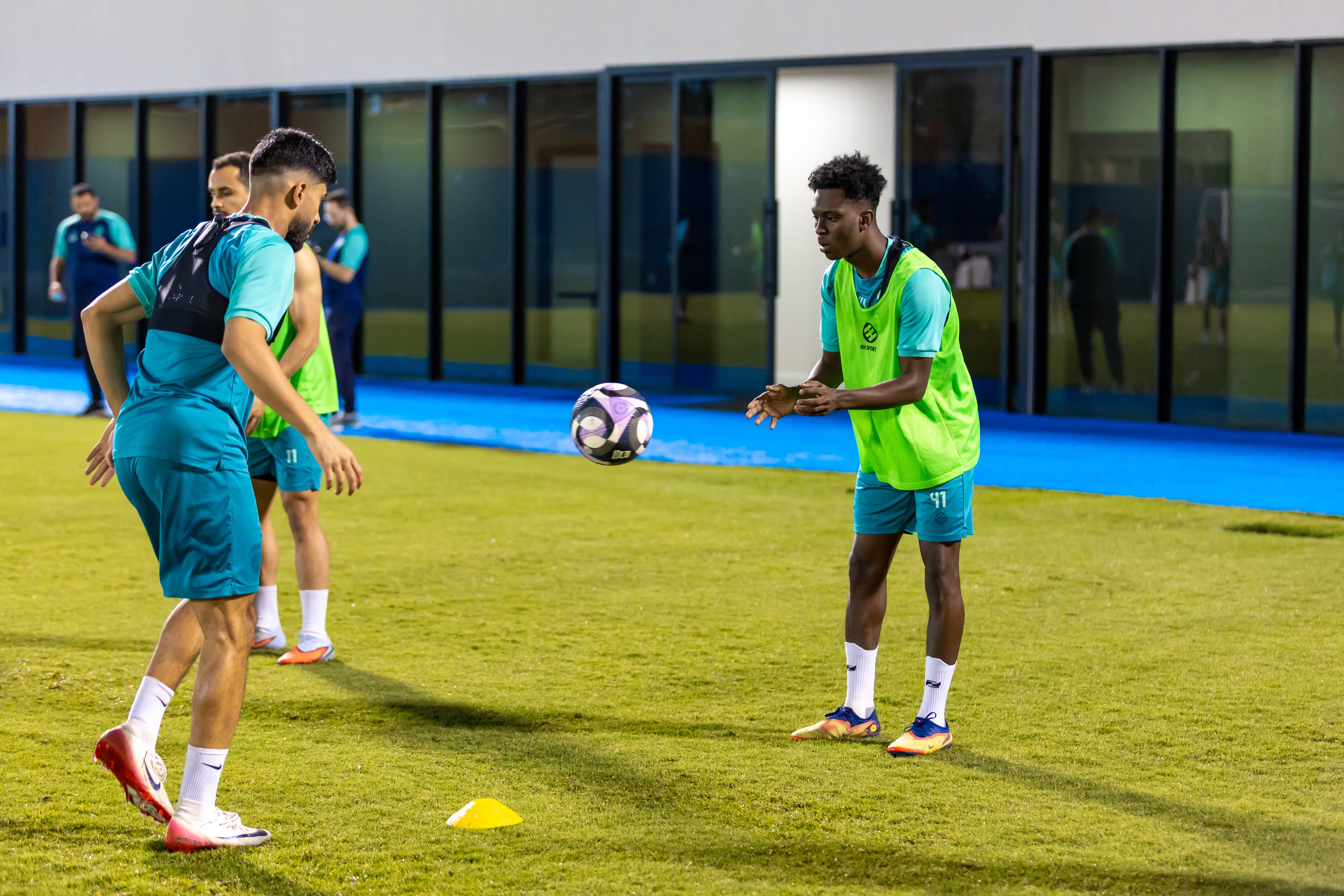 الفيحاء يواصل استعداداته اليومية لمواجهة النصر ضمن الجولة السابعة من دوري روشن السعودي