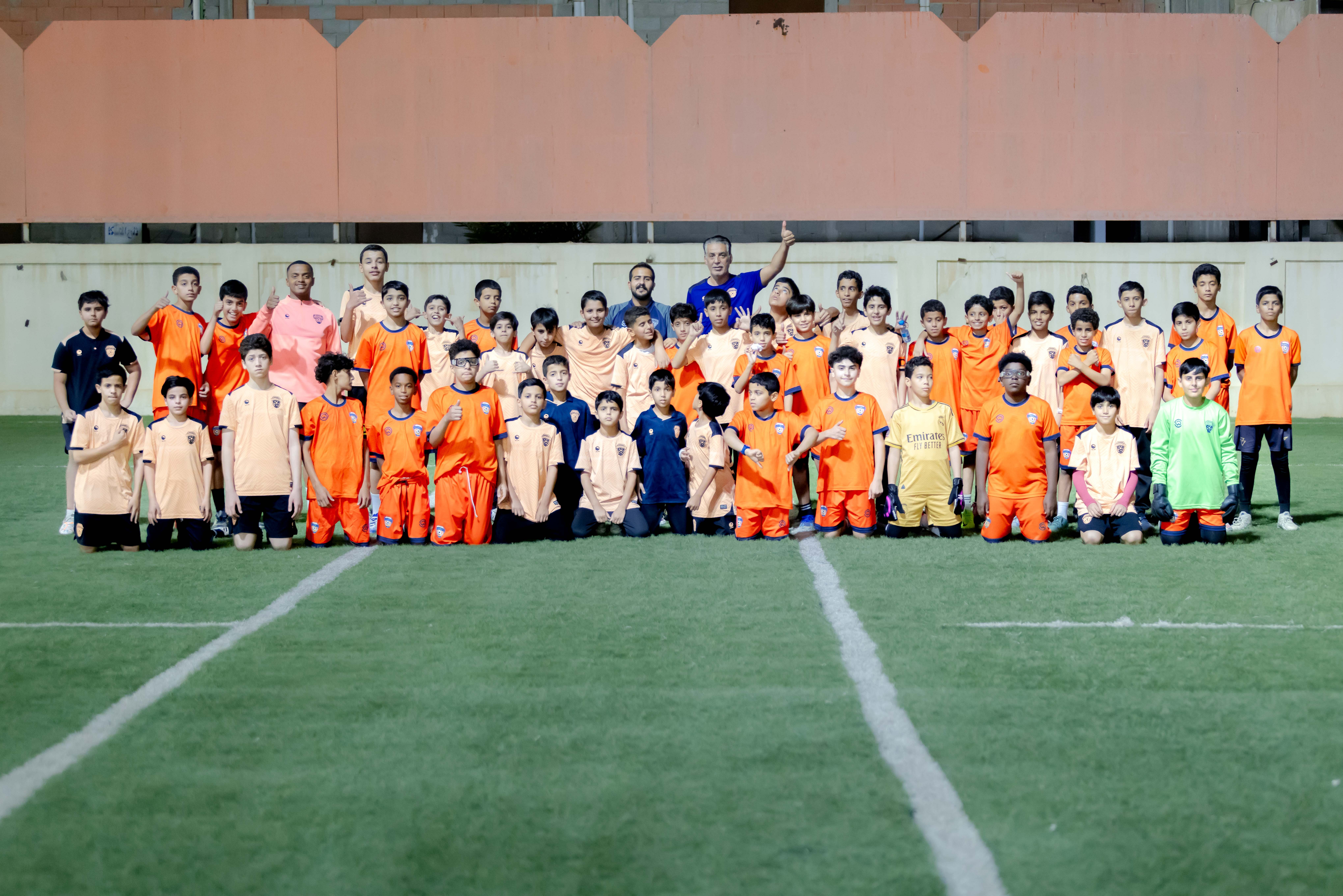 اكاديمية الفيحاء تقيم مناورة ودية