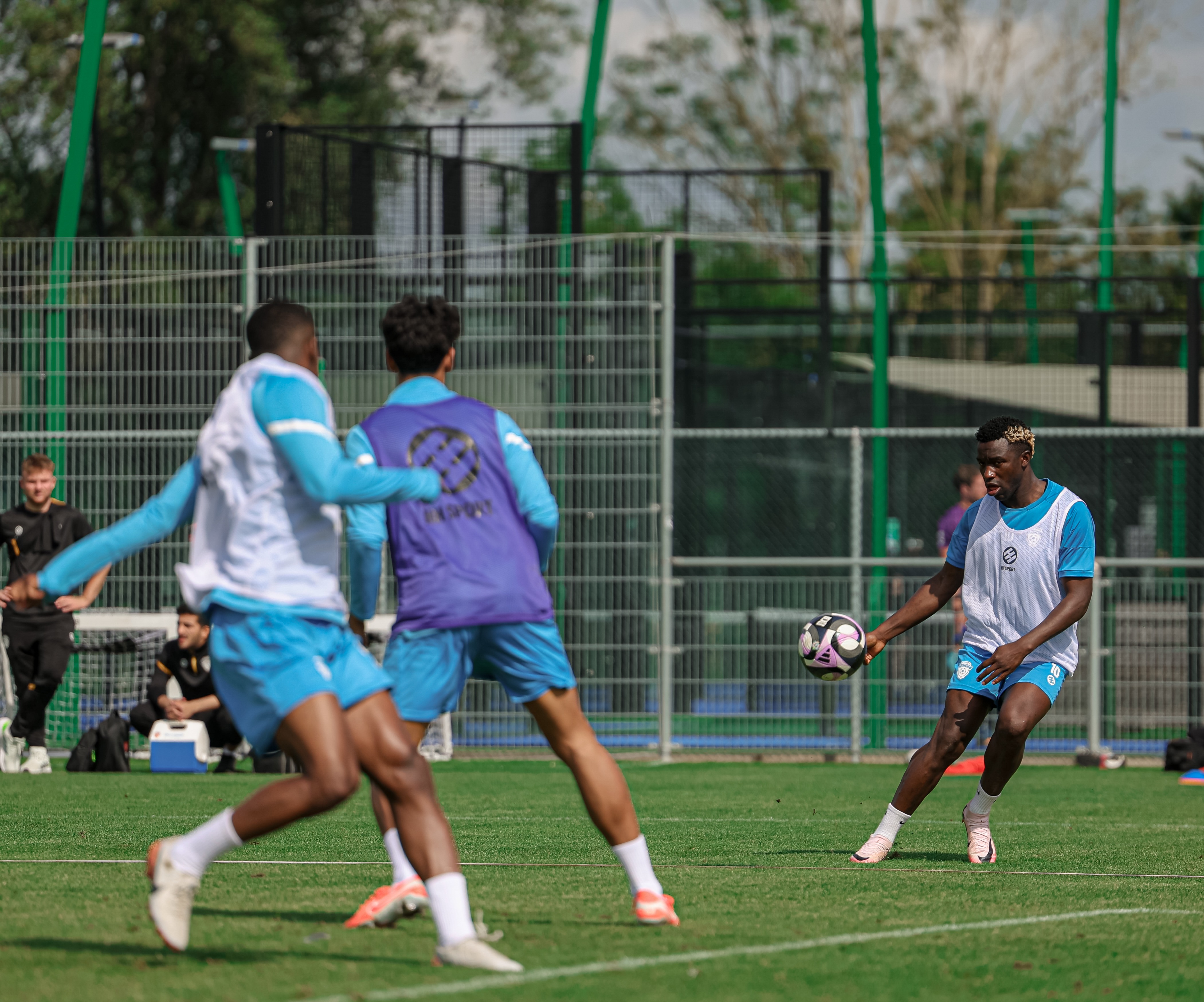 الفهود يرفعون وتيرة التحضيرات في ثاني أيام معسكرهم بهولندا