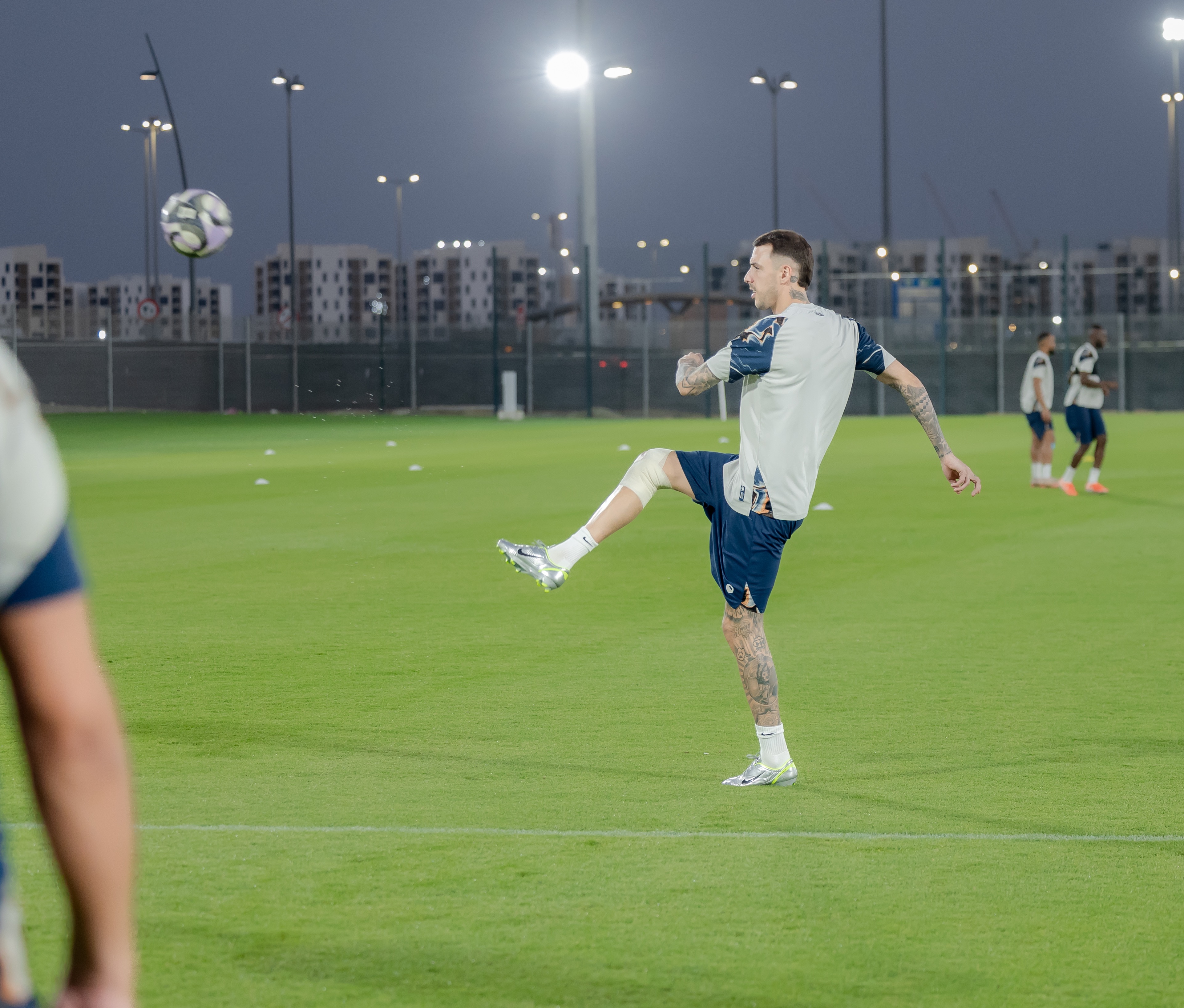 الفيحاء يصل إلى جدة وينهي تحضيراته لمواجهة الأهلي في دوري روشن