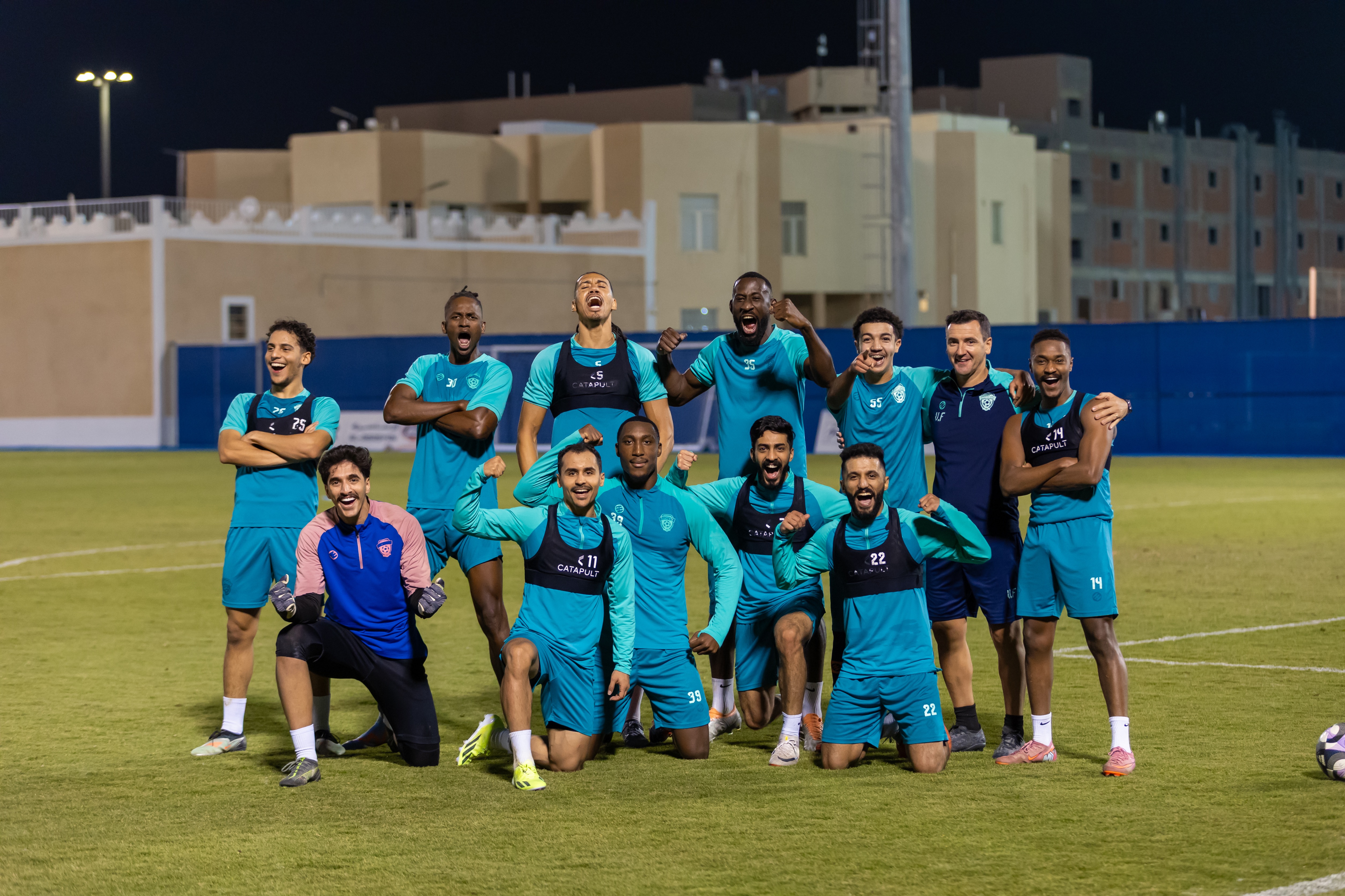 الفيحاء يواصل تحضيراته لعودة الدوري بمناورة رسمية انتهت بفوز الفريق الأخضر بركلات الترجيح