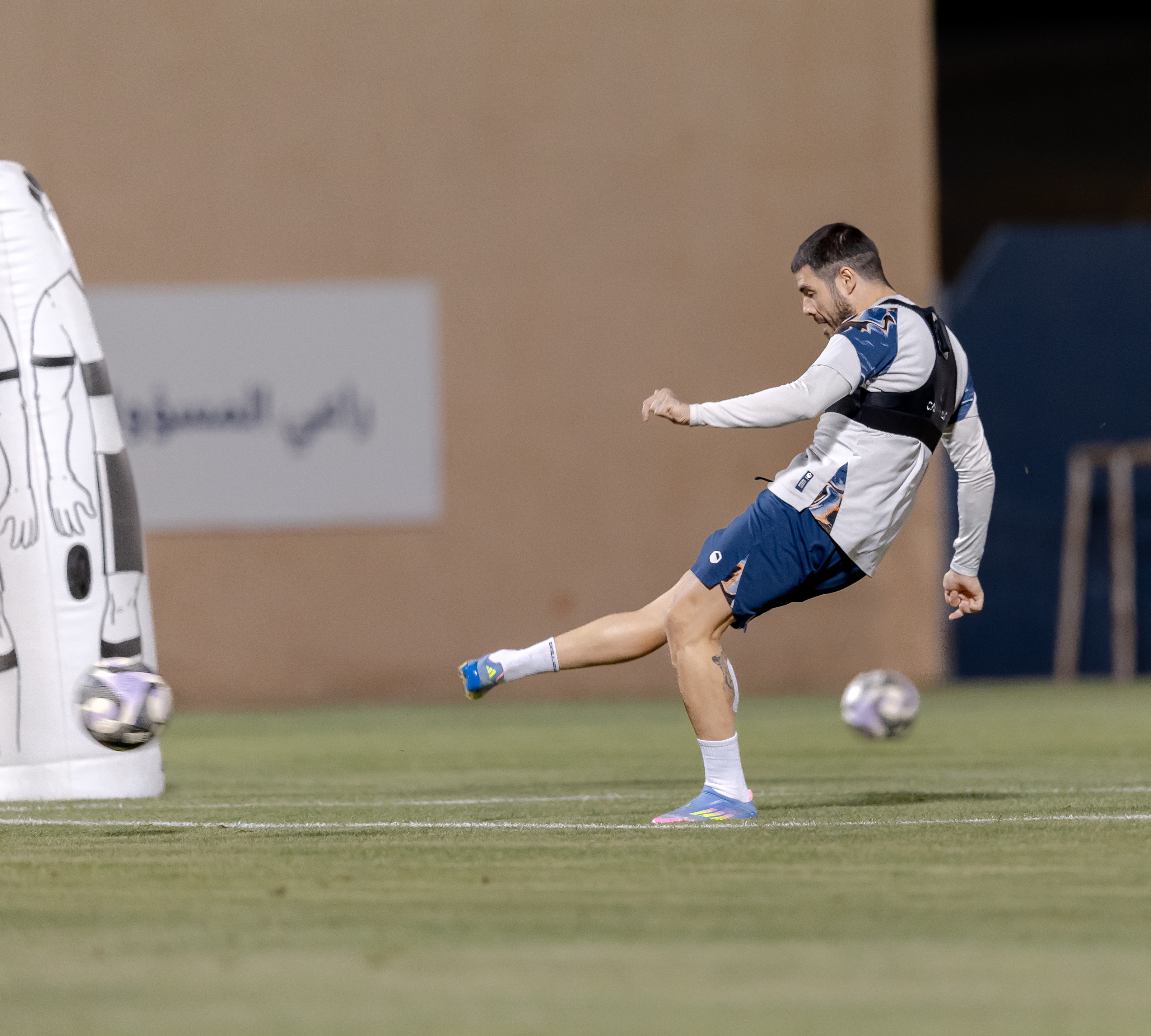 الفيحاء يحري تمرينه الرئيس لمواجهة الأهلي ضمن الجولة الثامنة والعشرين من دوري روشن السعودي