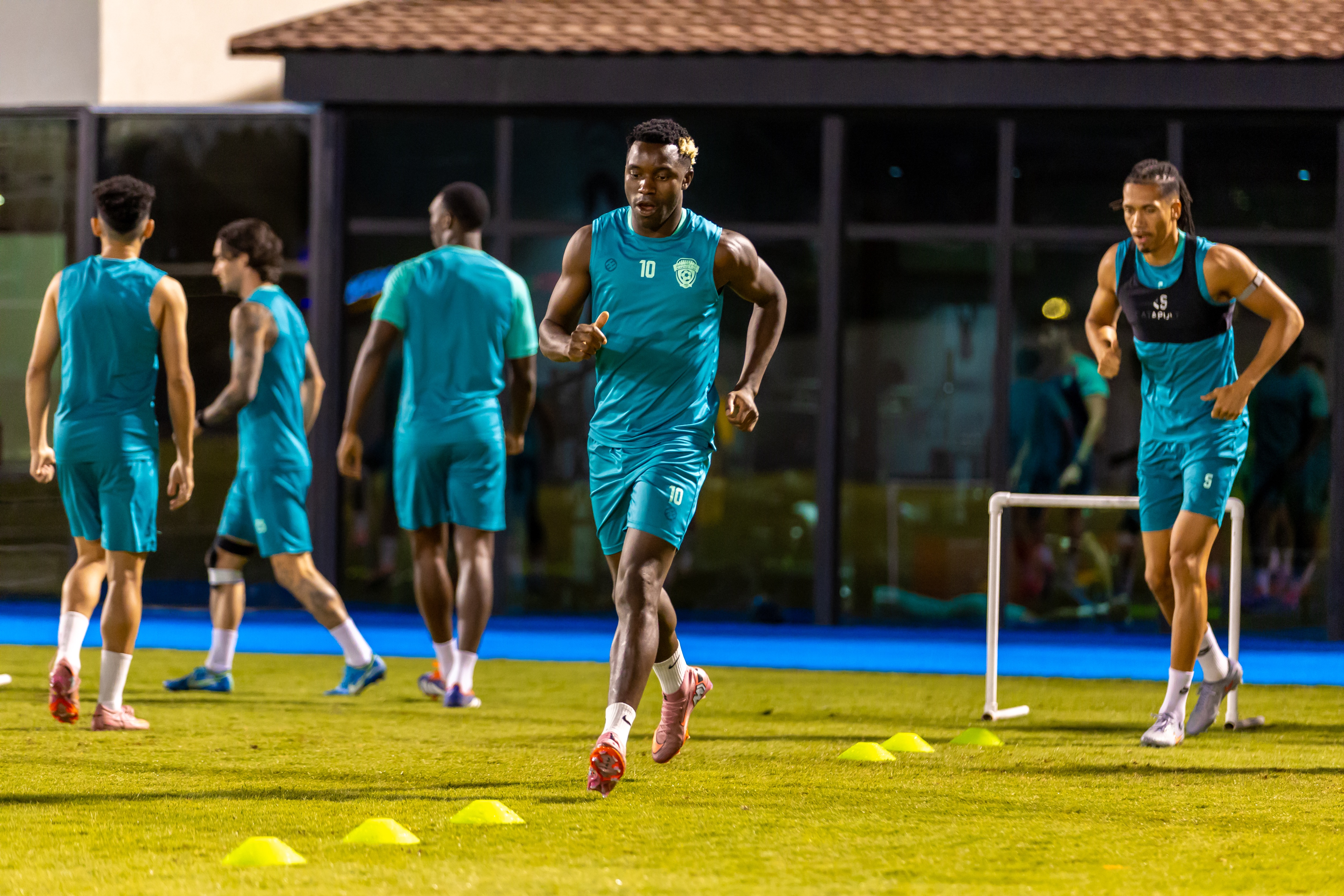 الفيحاء يواصل تحضيراته بحصة تكتيكية استعدادًا لمواجهة النصر