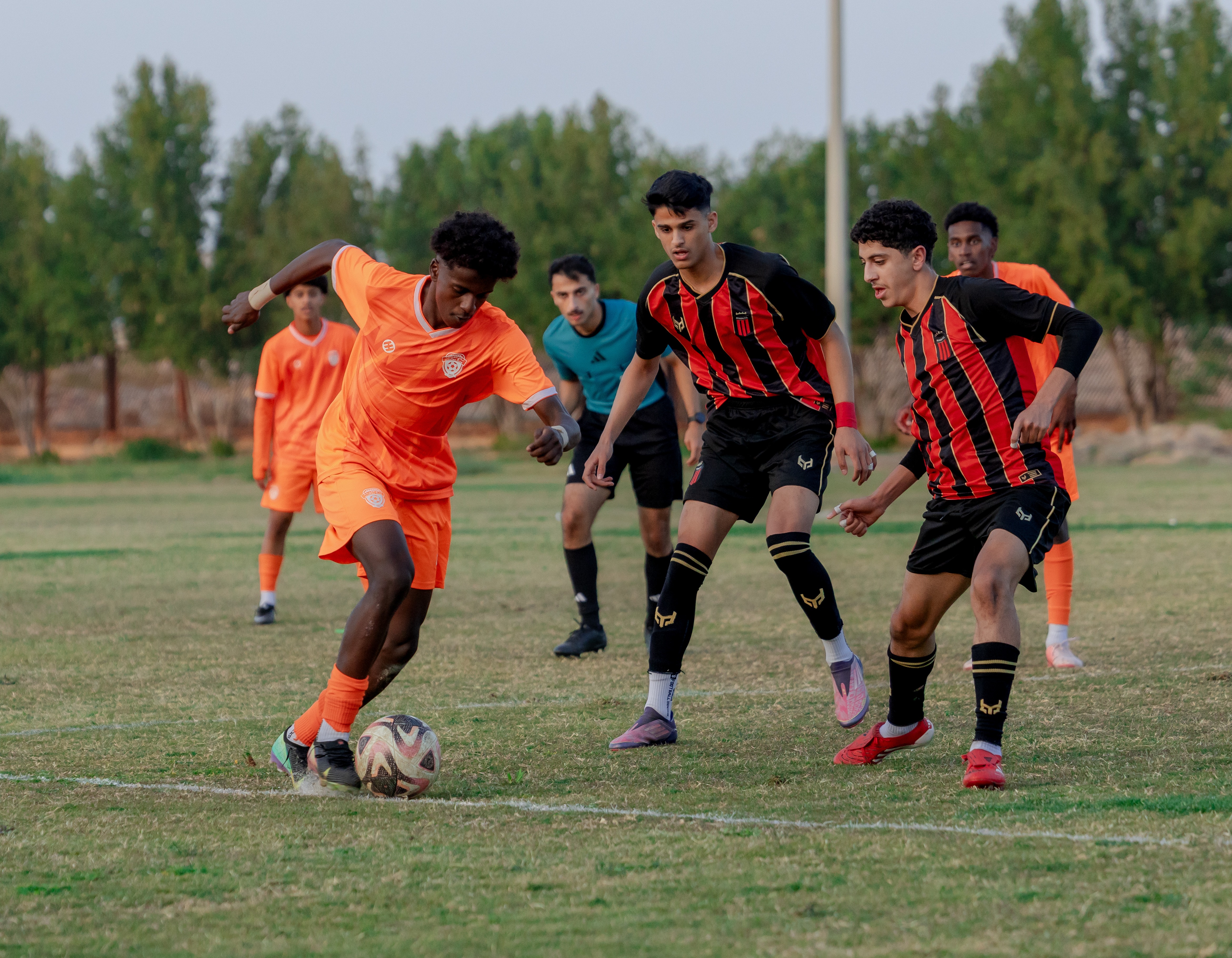 الفيحاء تحت 17 سنة يتعادل ايجابياً امام نظيره نادي الرياض